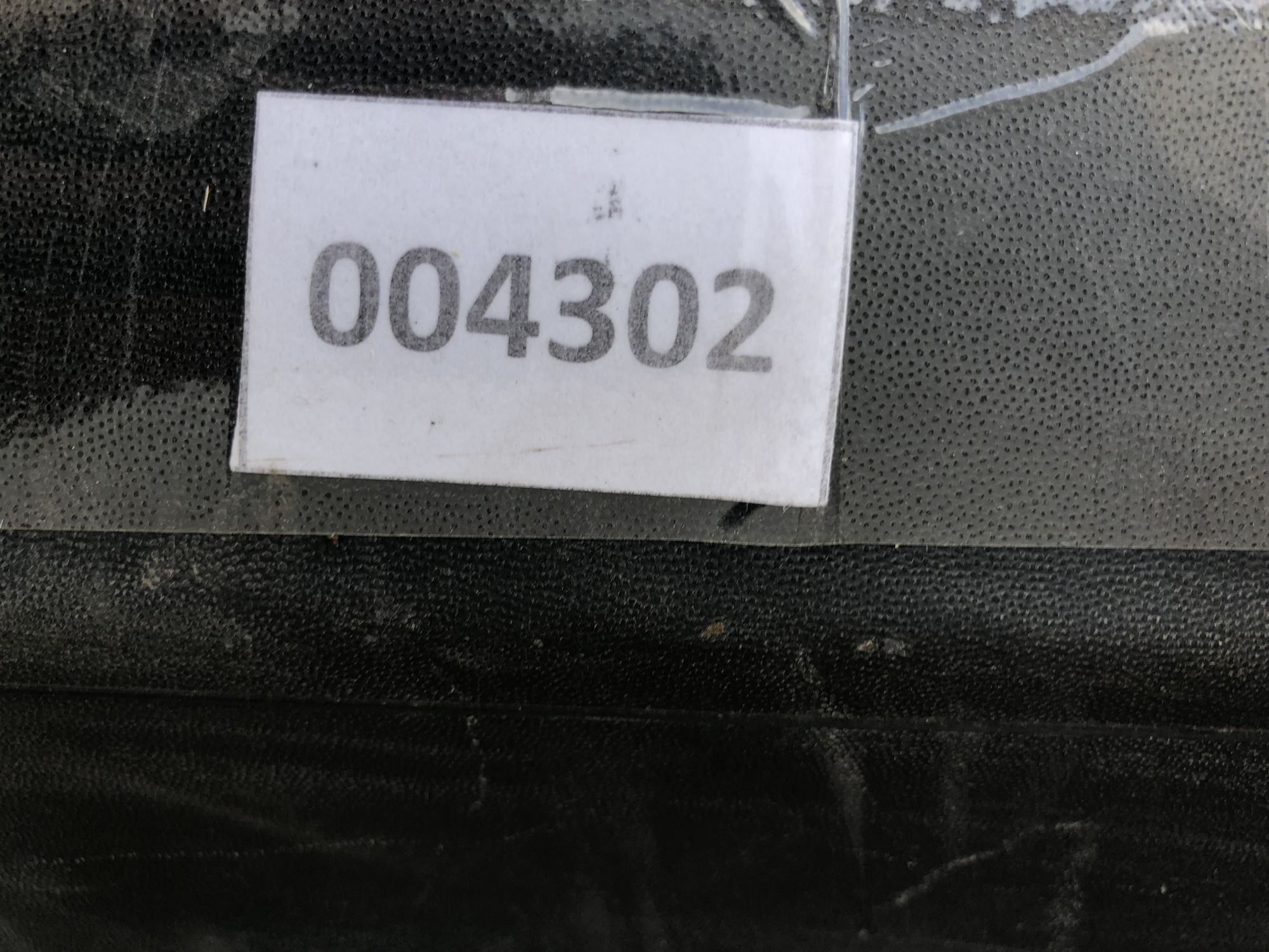 https://gcs.partsauto.market/rn-stockpro.appspot.com/thmbs/userImages/74b999aff9da8d5a09f9ff26dc196135/part/0ae2e806-af31-4dab-82e1-38a8d1a88407_1719562521769.jpg