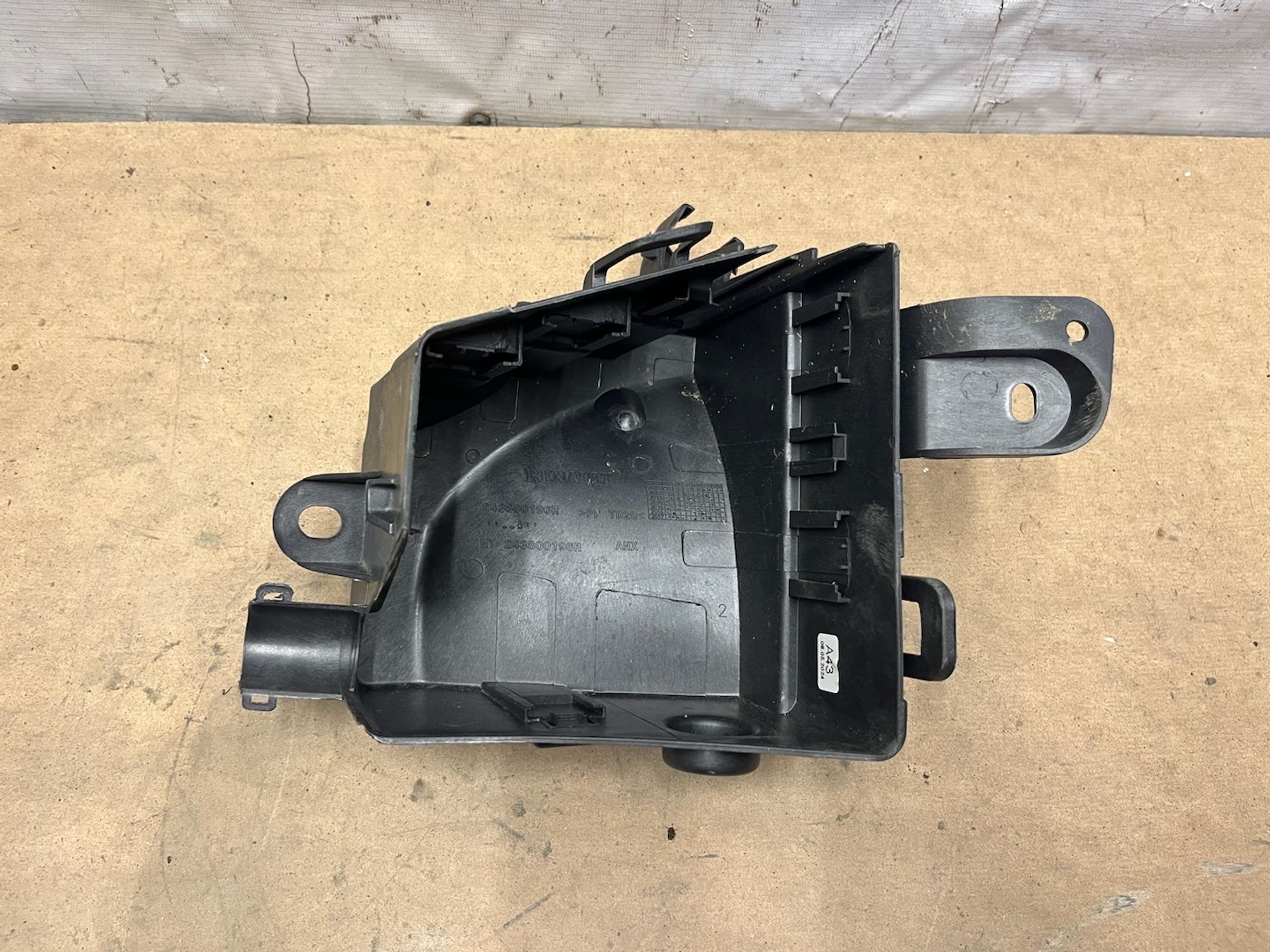 https://gcs.partsauto.market/rn-stockpro.appspot.com/thmbs/userImages/74b999aff9da8d5a09f9ff26dc196135/part/0cc2a104-e7a5-43c8-9f1e-ff91f8179d9c_1747225093835.jpg