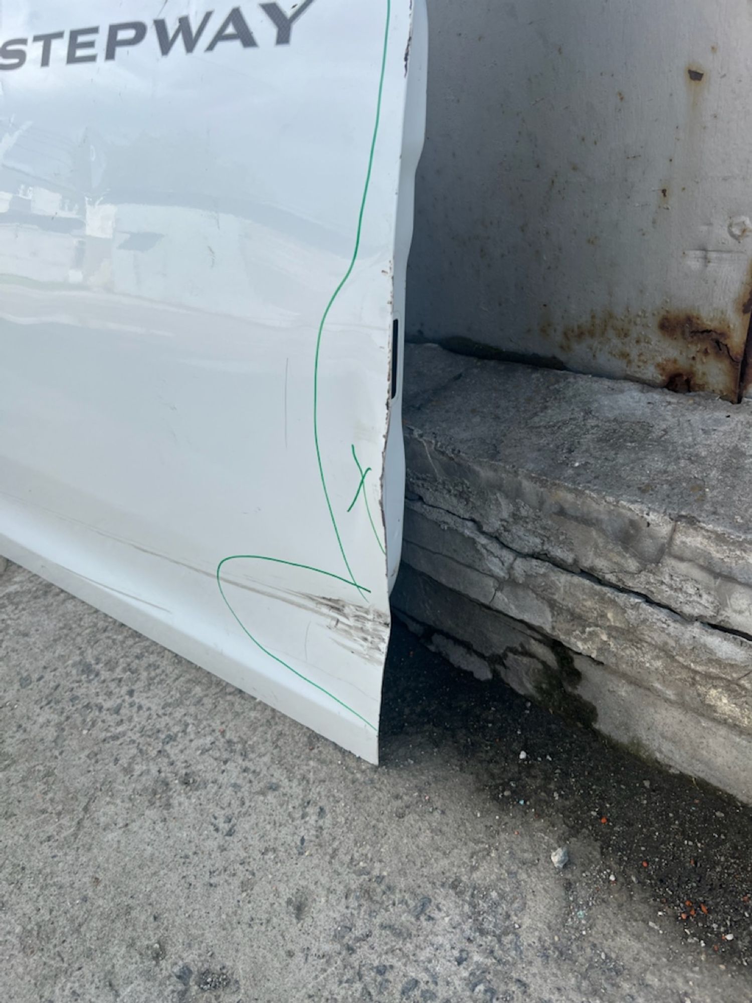 https://gcs.partsauto.market/rn-stockpro.appspot.com/thmbs/userImages/74b999aff9da8d5a09f9ff26dc196135/part/0ec56154-7ab3-4cb7-b1e8-c160450533bd_1747536764737.jpg