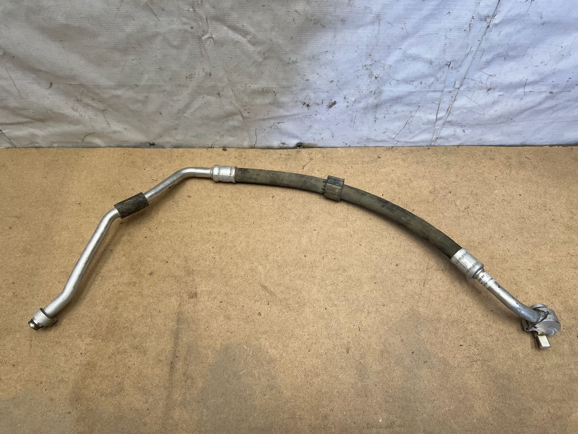 https://gcs.partsauto.market/rn-stockpro.appspot.com/thmbs/userImages/74b999aff9da8d5a09f9ff26dc196135/part/0f23d4ba-afea-440d-96b6-cc50aaf0036b_1744895219606.jpg