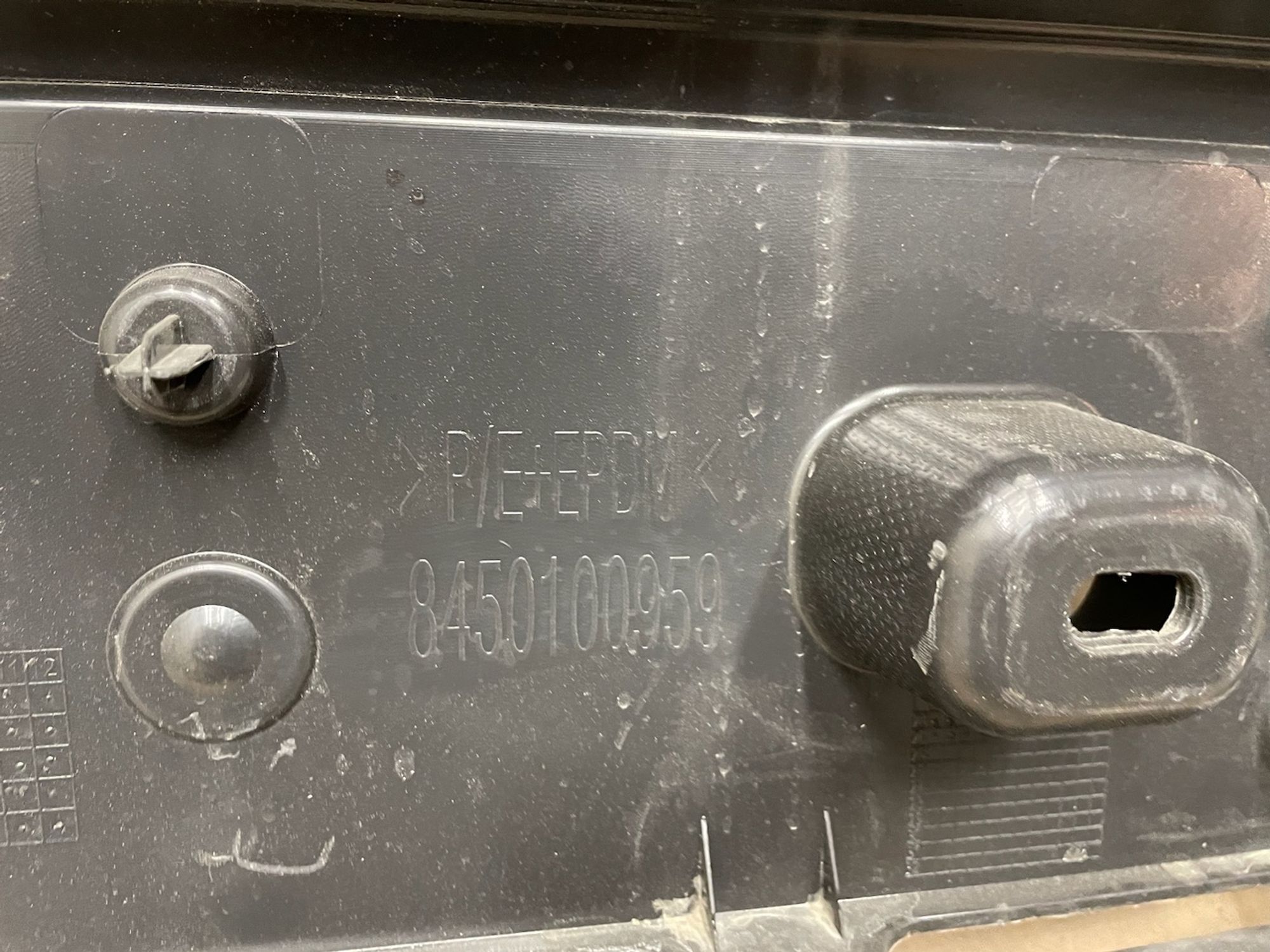 https://gcs.partsauto.market/rn-stockpro.appspot.com/thmbs/userImages/74b999aff9da8d5a09f9ff26dc196135/part/107287f4-7406-43f0-aed8-cb67757bf863_1739353200003.jpg