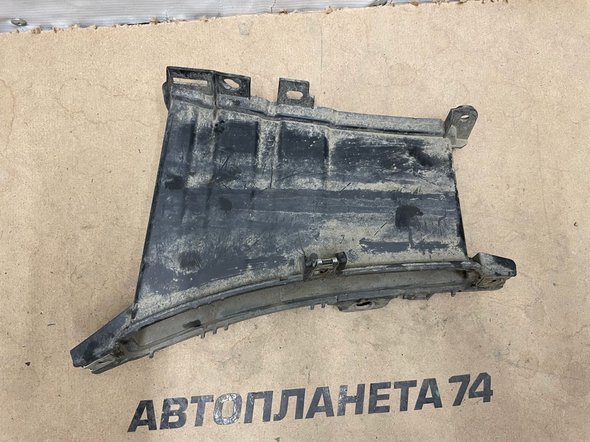 https://gcs.partsauto.market/rn-stockpro.appspot.com/thmbs/userImages/74b999aff9da8d5a09f9ff26dc196135/part/11546557-8550-4f7d-b06a-2e89c60e4e64_1738655075170.jpg