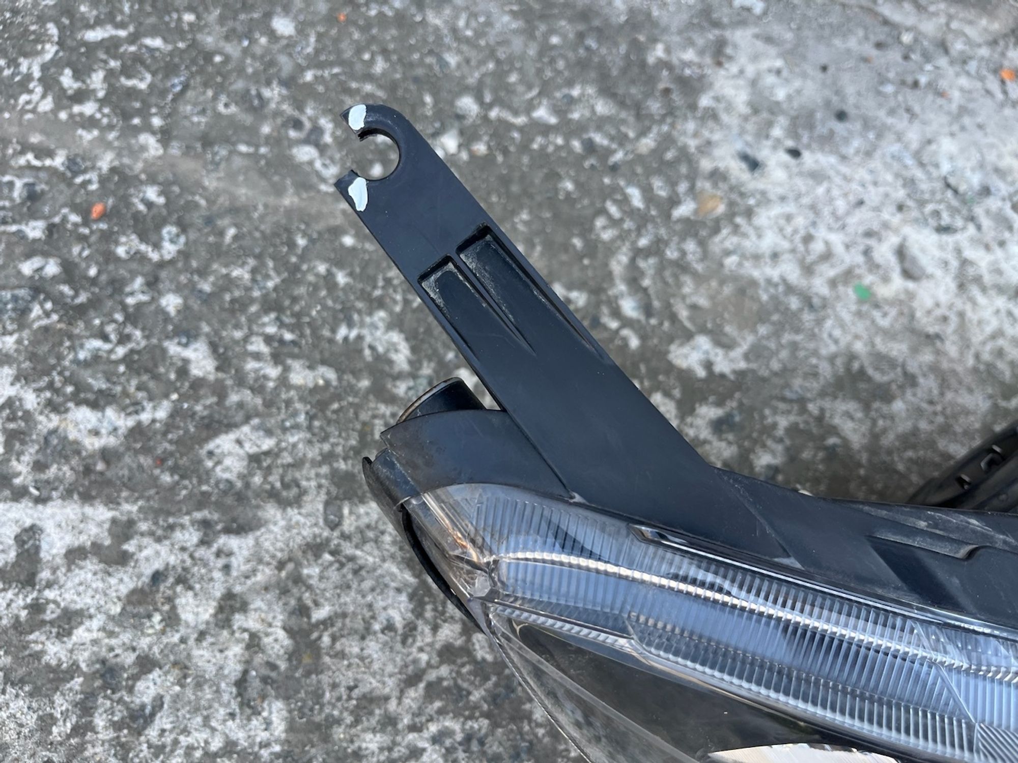 https://gcs.partsauto.market/rn-stockpro.appspot.com/thmbs/userImages/74b999aff9da8d5a09f9ff26dc196135/part/11dc6825-9bfb-4f7a-8494-571fa4850f17_1749205301680.jpg