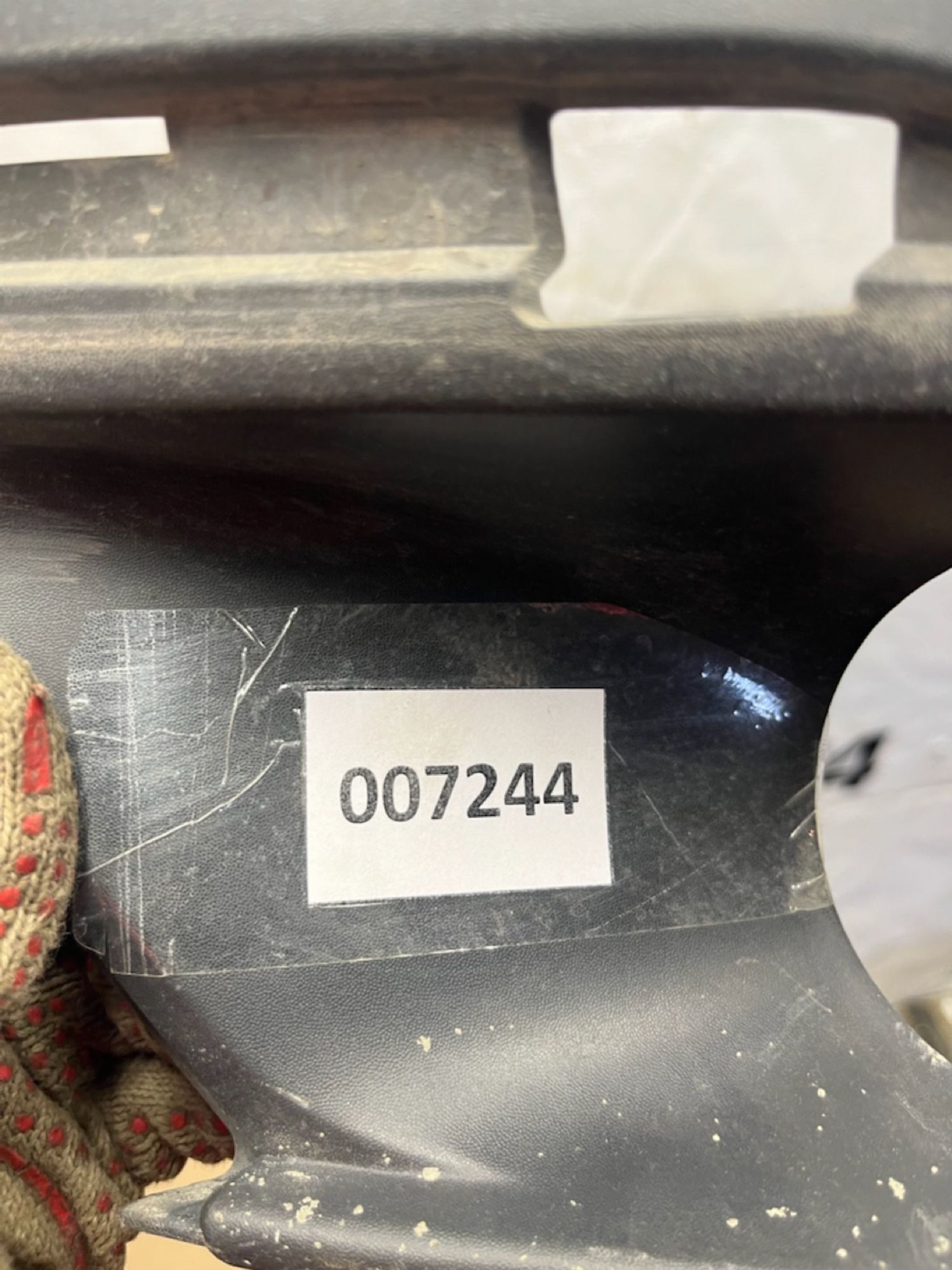 https://gcs.partsauto.market/rn-stockpro.appspot.com/thmbs/userImages/74b999aff9da8d5a09f9ff26dc196135/part/11fd92ed-9980-4a45-a7e0-6e073996b8c2_1747052666450.jpg