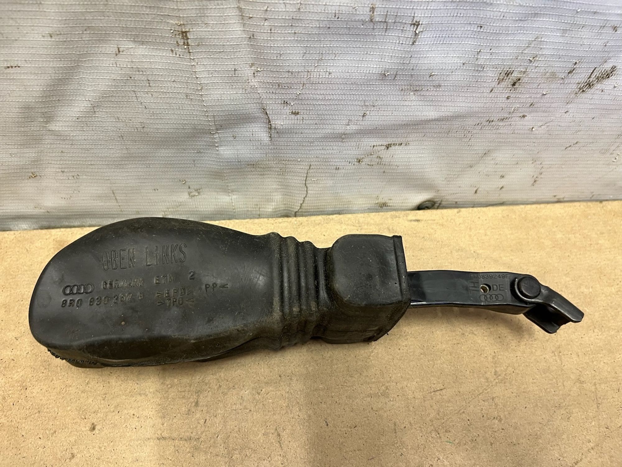 https://gcs.partsauto.market/rn-stockpro.appspot.com/thmbs/userImages/74b999aff9da8d5a09f9ff26dc196135/part/12661c76-8d8f-4d90-82f2-e66f534d6208_1746184811619.jpg