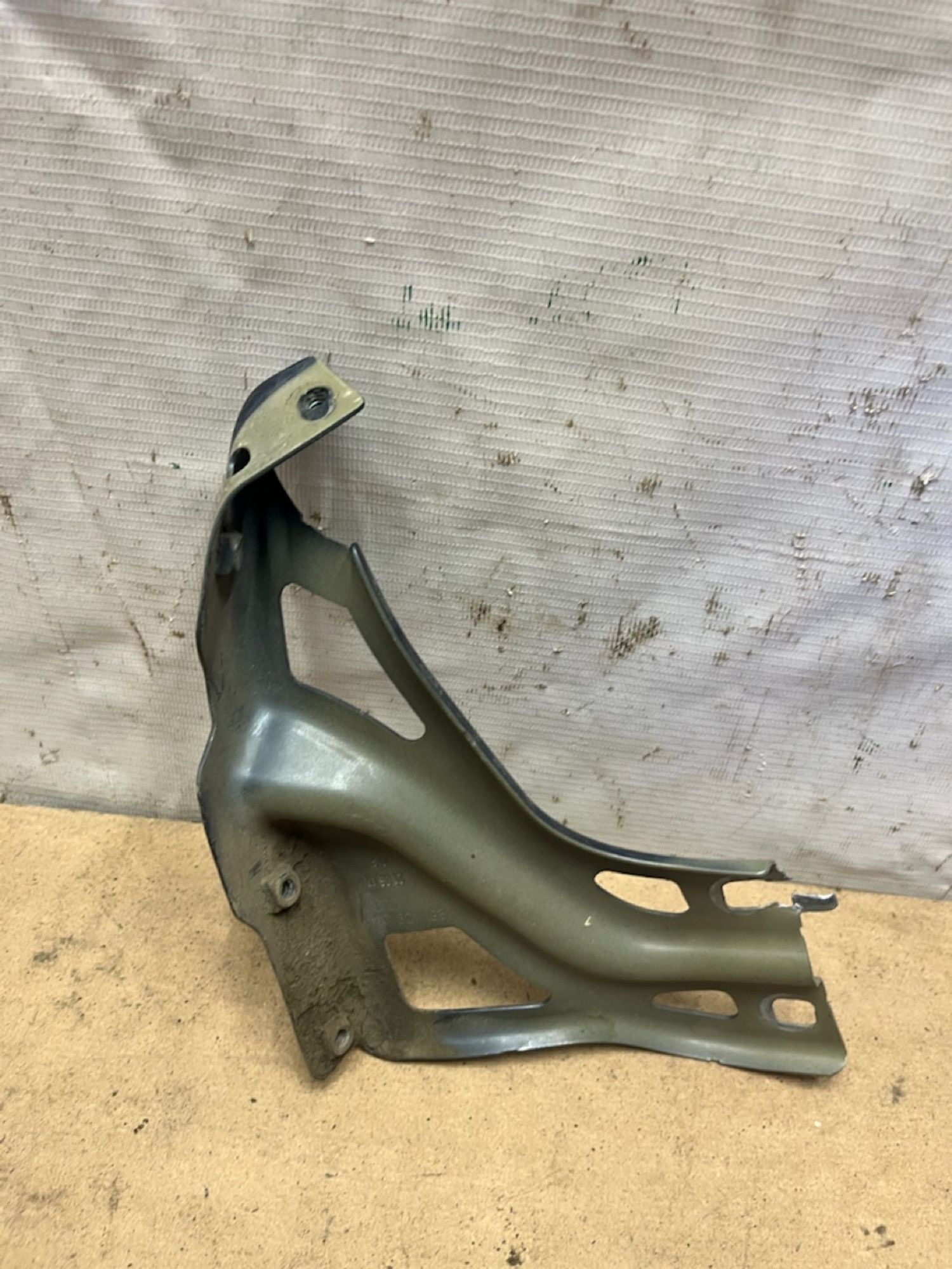 https://gcs.partsauto.market/rn-stockpro.appspot.com/thmbs/userImages/74b999aff9da8d5a09f9ff26dc196135/part/15741f9f-90ba-42e1-8de0-d2f1497ea741_1746188053985.jpg