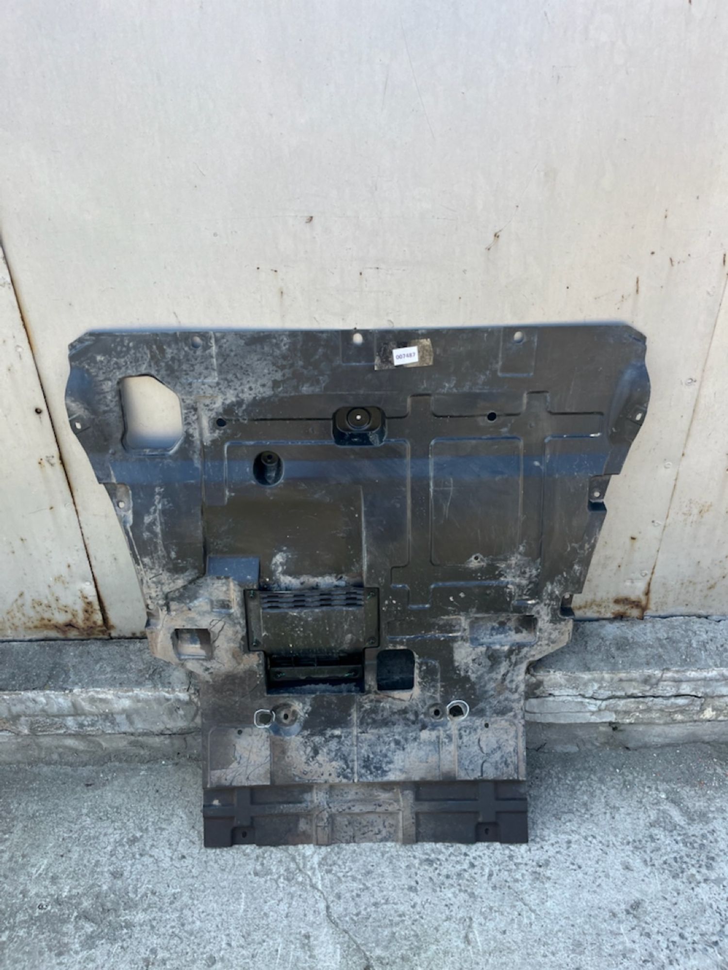 https://gcs.partsauto.market/rn-stockpro.appspot.com/thmbs/userImages/74b999aff9da8d5a09f9ff26dc196135/part/168dbb89-a188-4268-9ac3-89d6540949cb_1747395857266.jpg