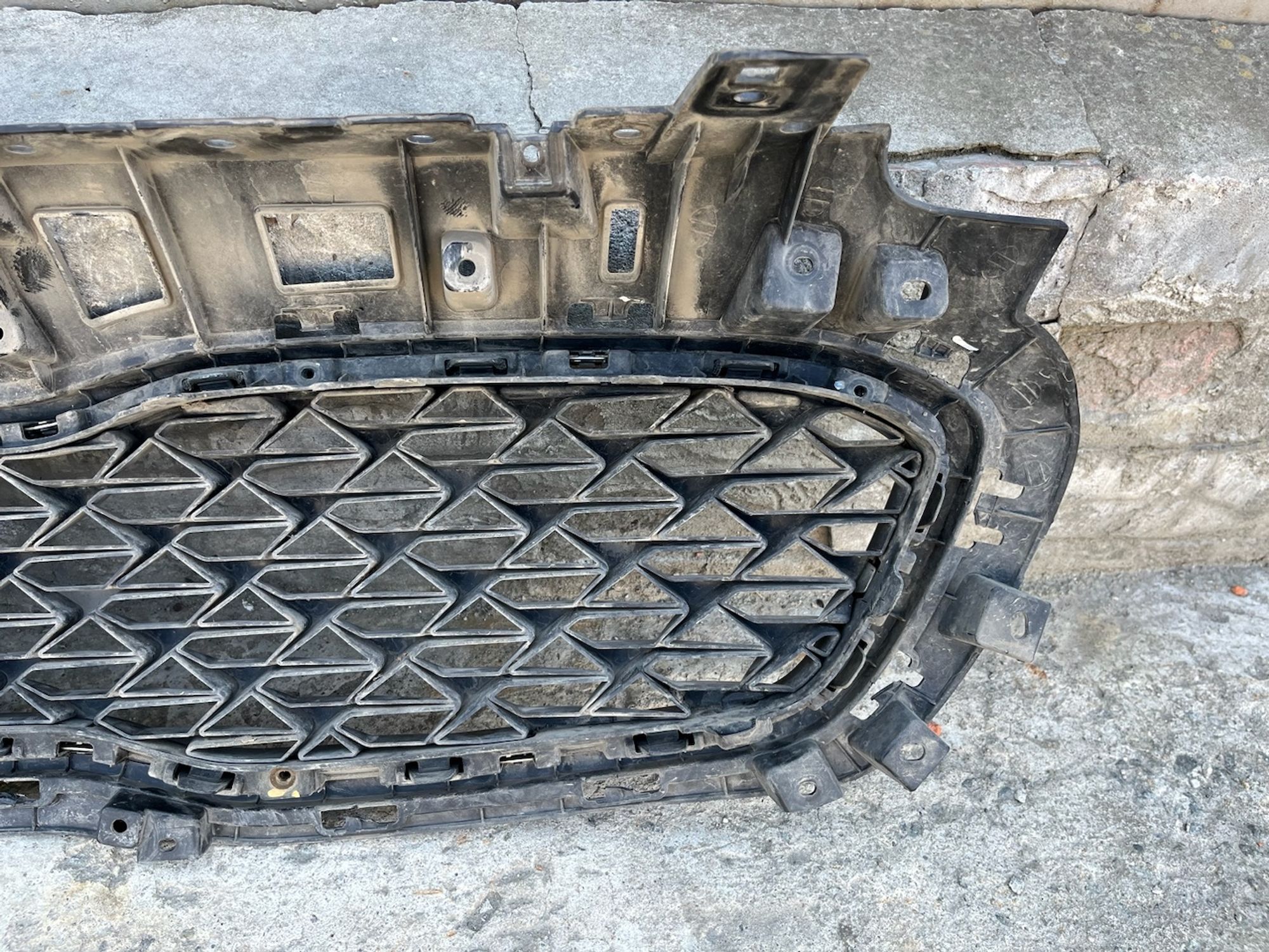 https://gcs.partsauto.market/rn-stockpro.appspot.com/thmbs/userImages/74b999aff9da8d5a09f9ff26dc196135/part/16b25355-3db9-482c-9f8b-93771f0e87db_1749039399929.jpg