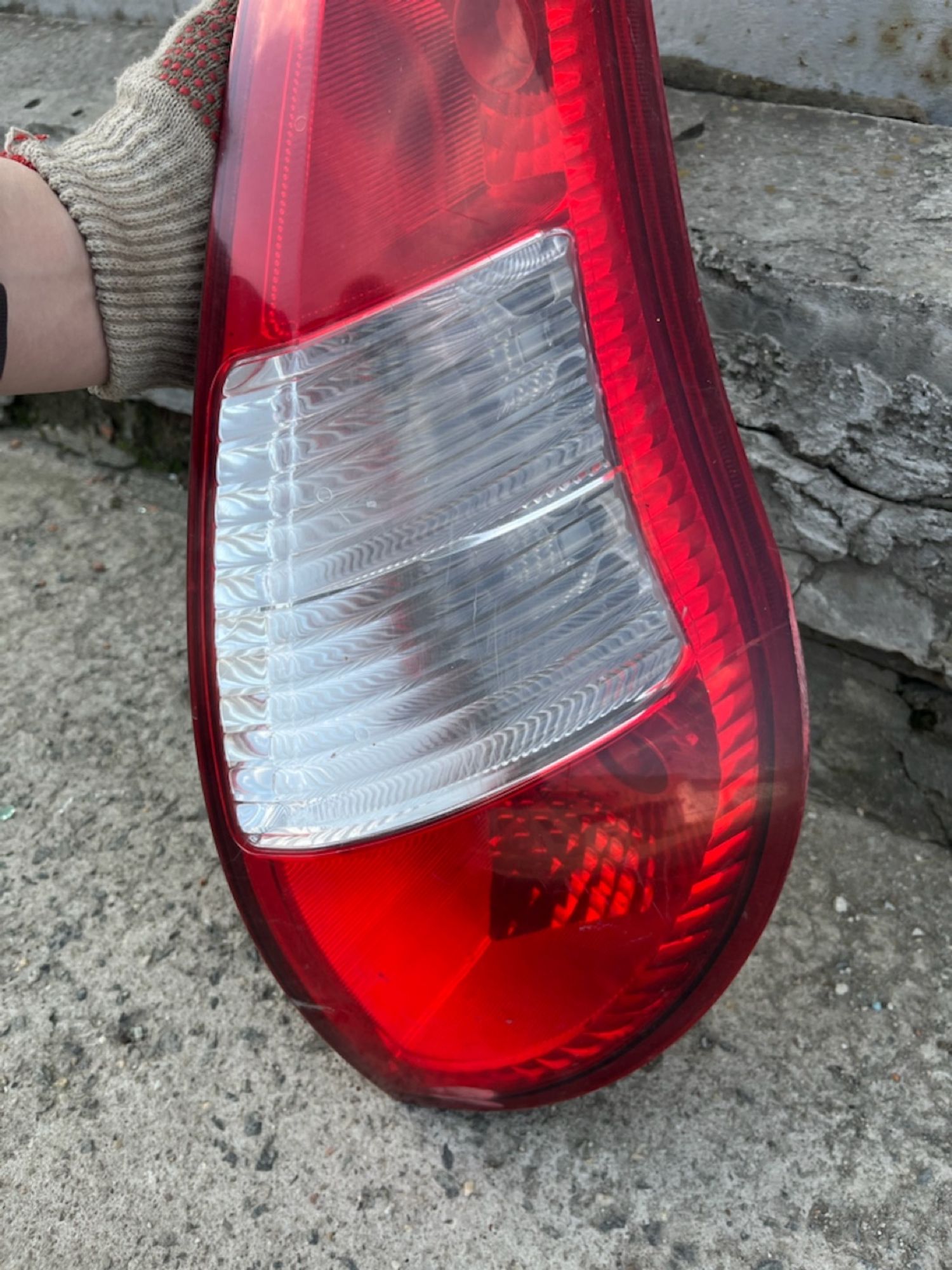 https://gcs.partsauto.market/rn-stockpro.appspot.com/thmbs/userImages/74b999aff9da8d5a09f9ff26dc196135/part/17a94211-4fab-4636-9b13-a04eba9aeb45_1747397303023.jpg