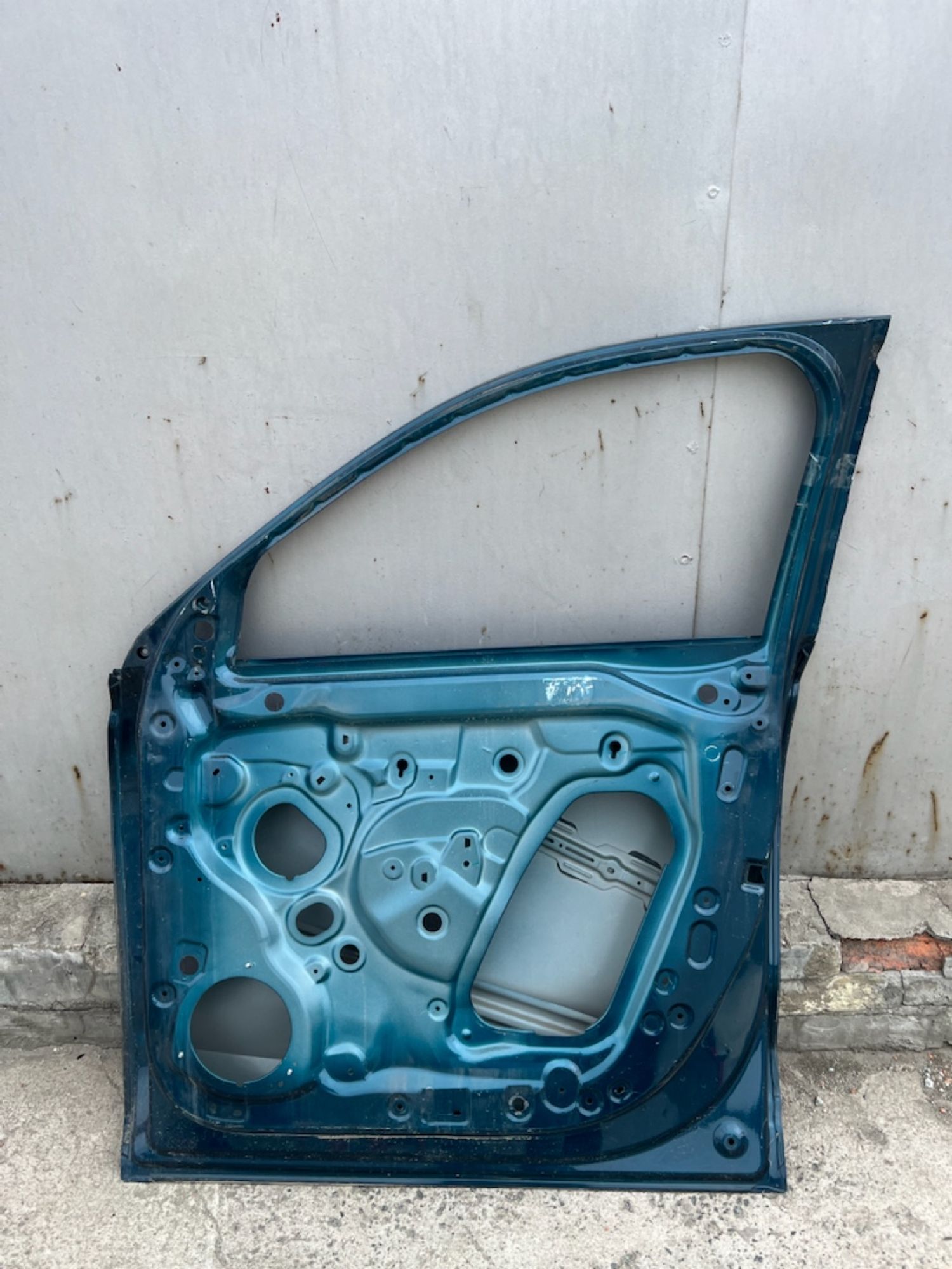 https://gcs.partsauto.market/rn-stockpro.appspot.com/thmbs/userImages/74b999aff9da8d5a09f9ff26dc196135/part/17b9e184-0deb-46f1-a164-82e9bee7e53a_1746468486264.jpg