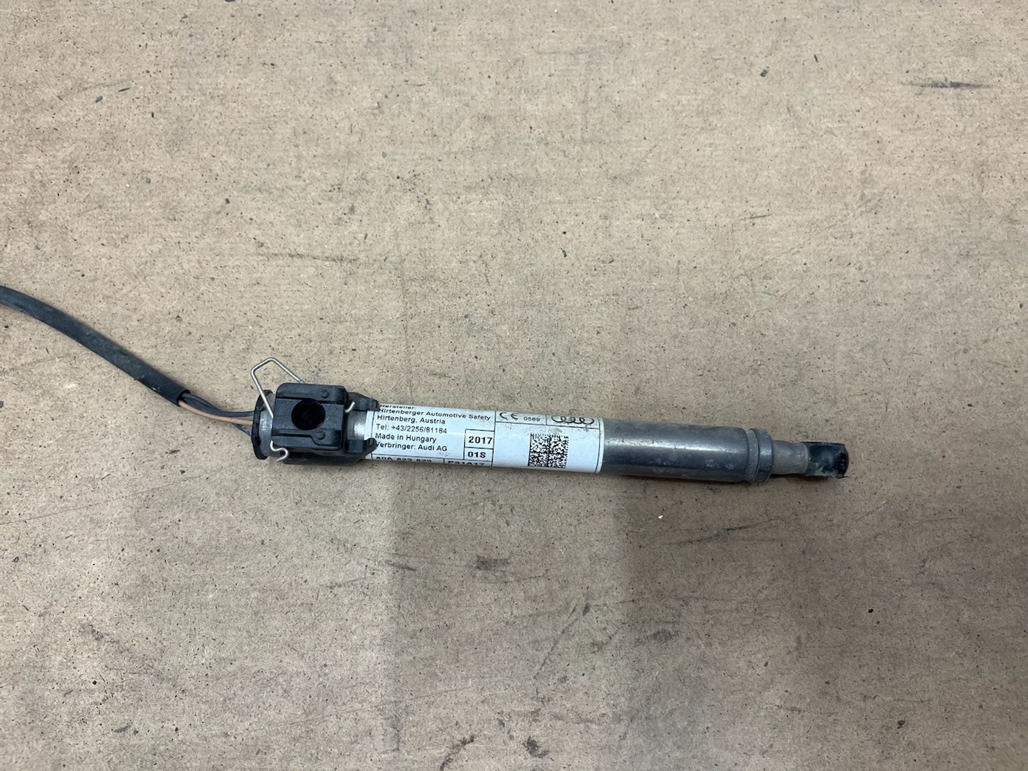https://gcs.partsauto.market/rn-stockpro.appspot.com/thmbs/userImages/74b999aff9da8d5a09f9ff26dc196135/part/17bedf30-cdb6-415c-a727-dd388cbe12a0_1746009282540.jpg