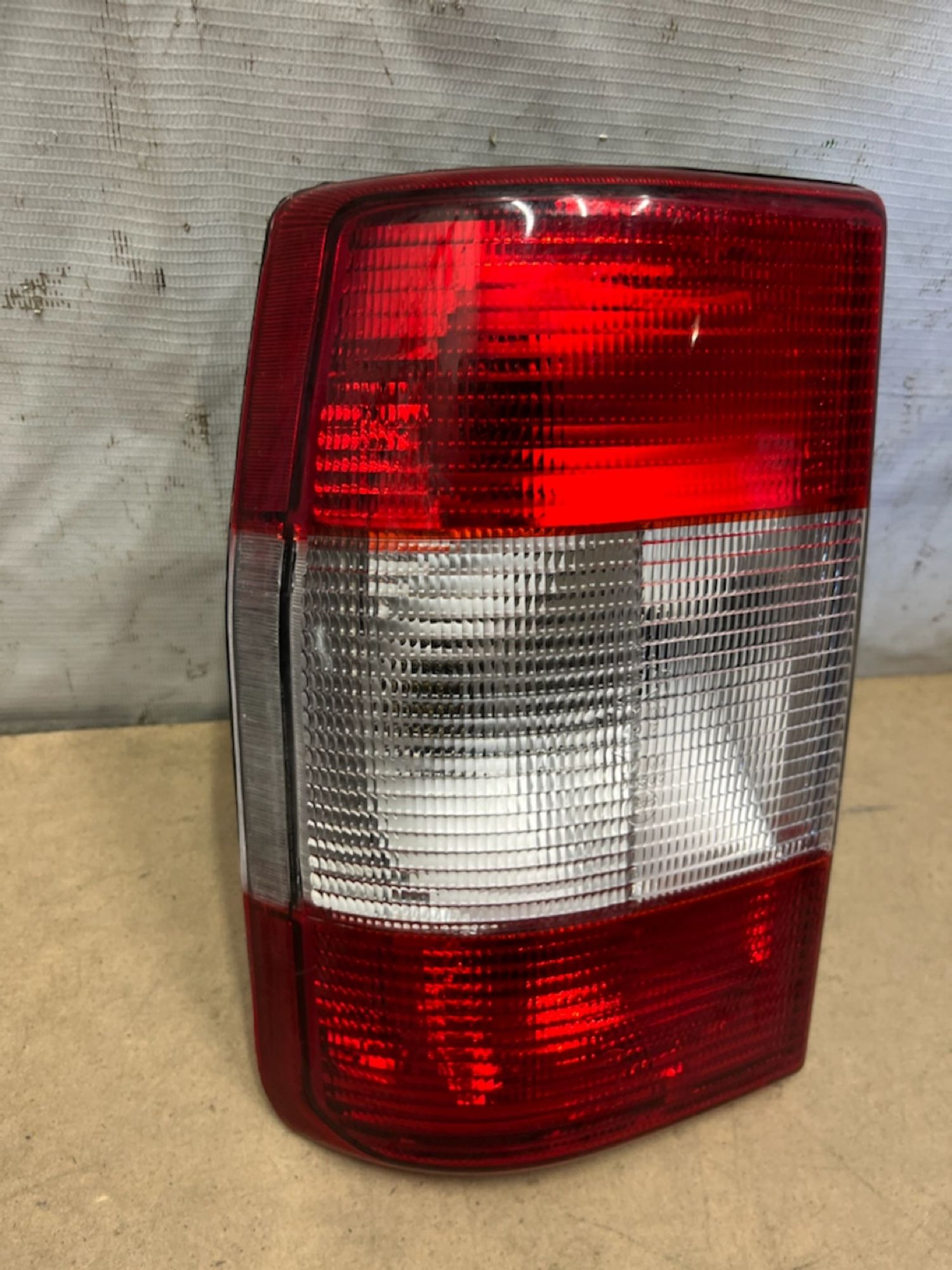 https://gcs.partsauto.market/rn-stockpro.appspot.com/thmbs/userImages/74b999aff9da8d5a09f9ff26dc196135/part/17ea4f0b-f6ca-4952-8c5d-742c3c15a5ec_1750330599702.jpg