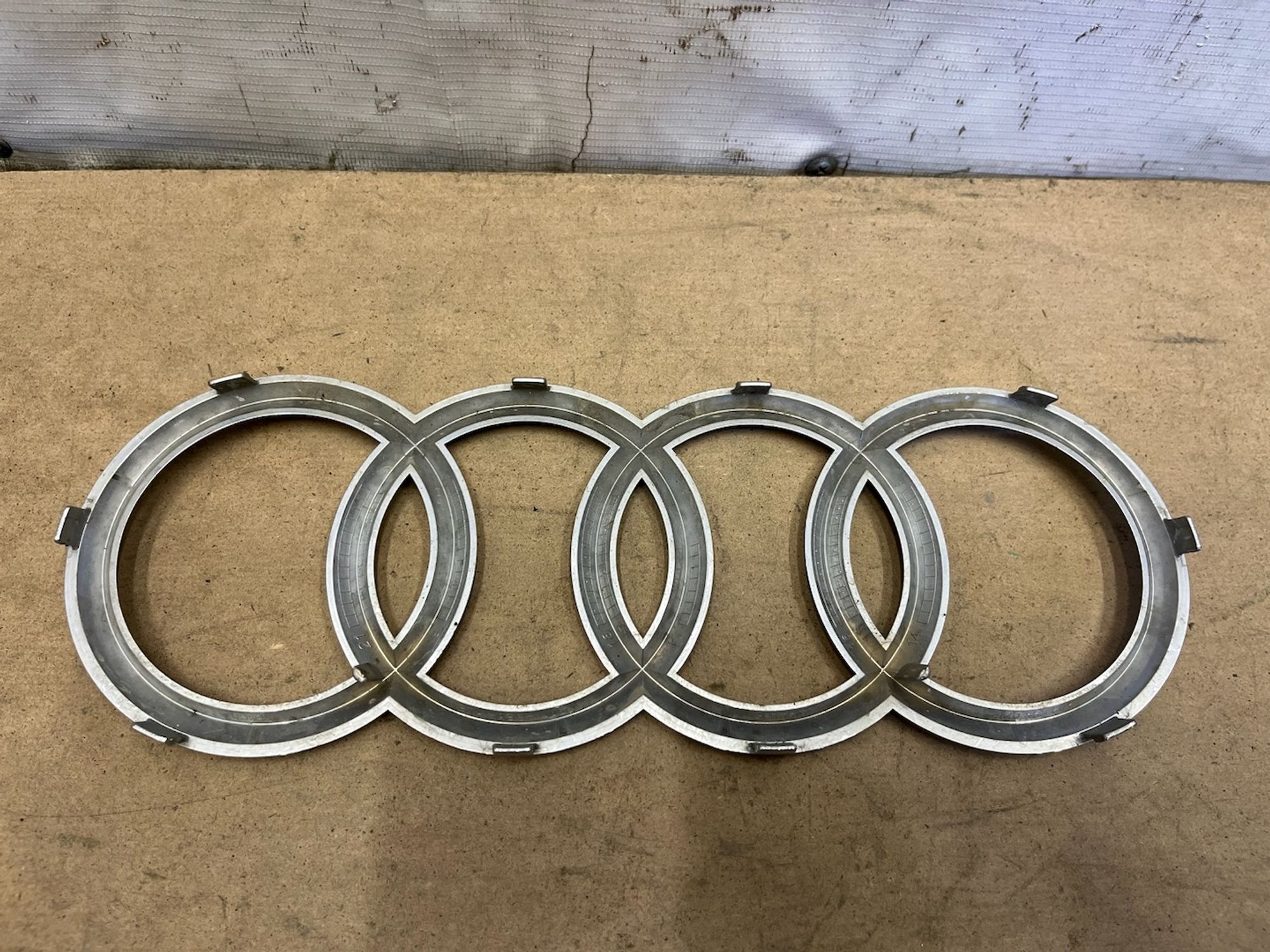 https://gcs.partsauto.market/rn-stockpro.appspot.com/thmbs/userImages/74b999aff9da8d5a09f9ff26dc196135/part/18dab268-c203-43b9-94c1-f240867cc352_1749038378311.jpg
