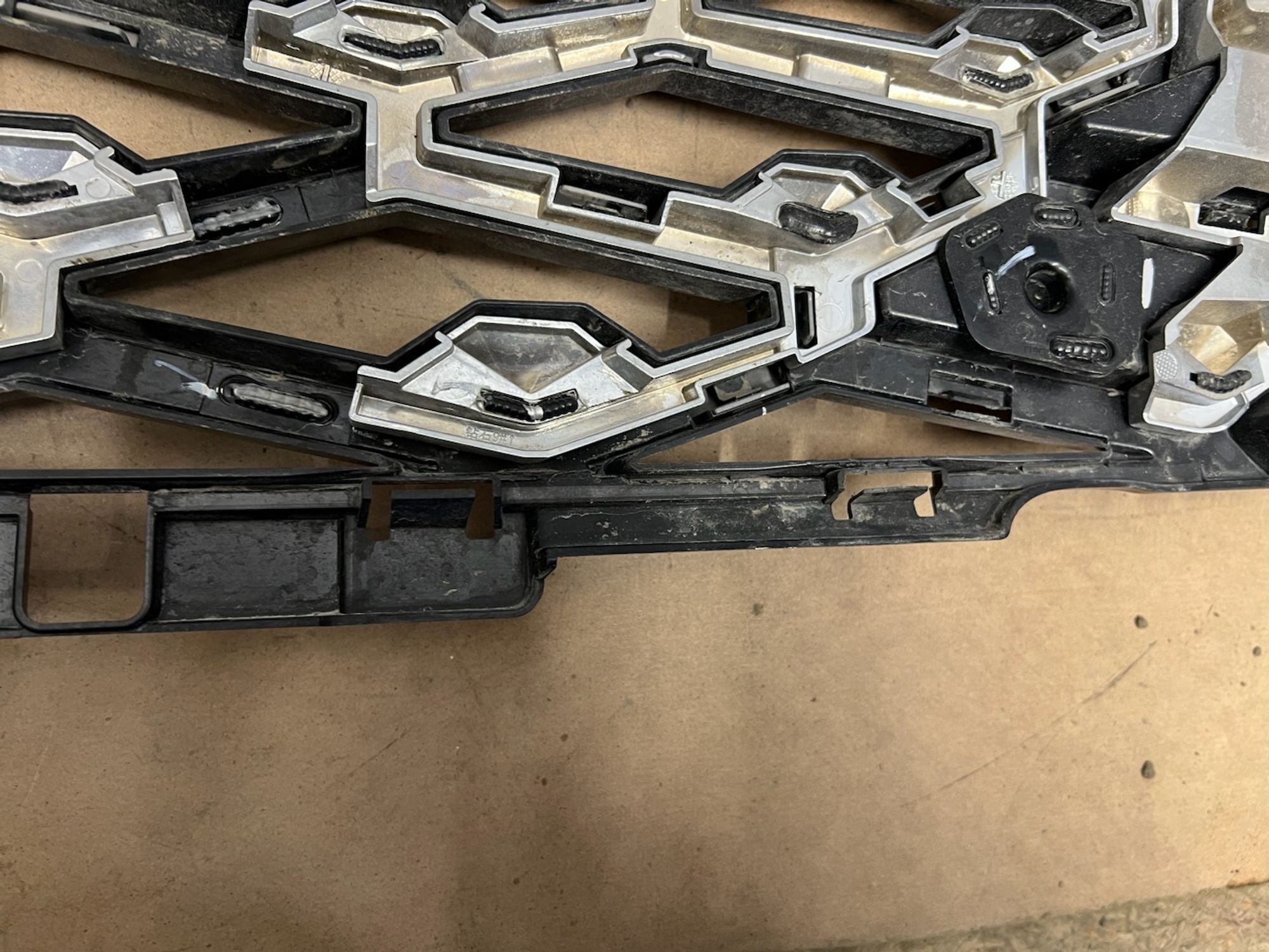 https://gcs.partsauto.market/rn-stockpro.appspot.com/thmbs/userImages/74b999aff9da8d5a09f9ff26dc196135/part/196fd224-cc19-4d7f-85d5-9d730d3cdf6f_1744305321545.jpg