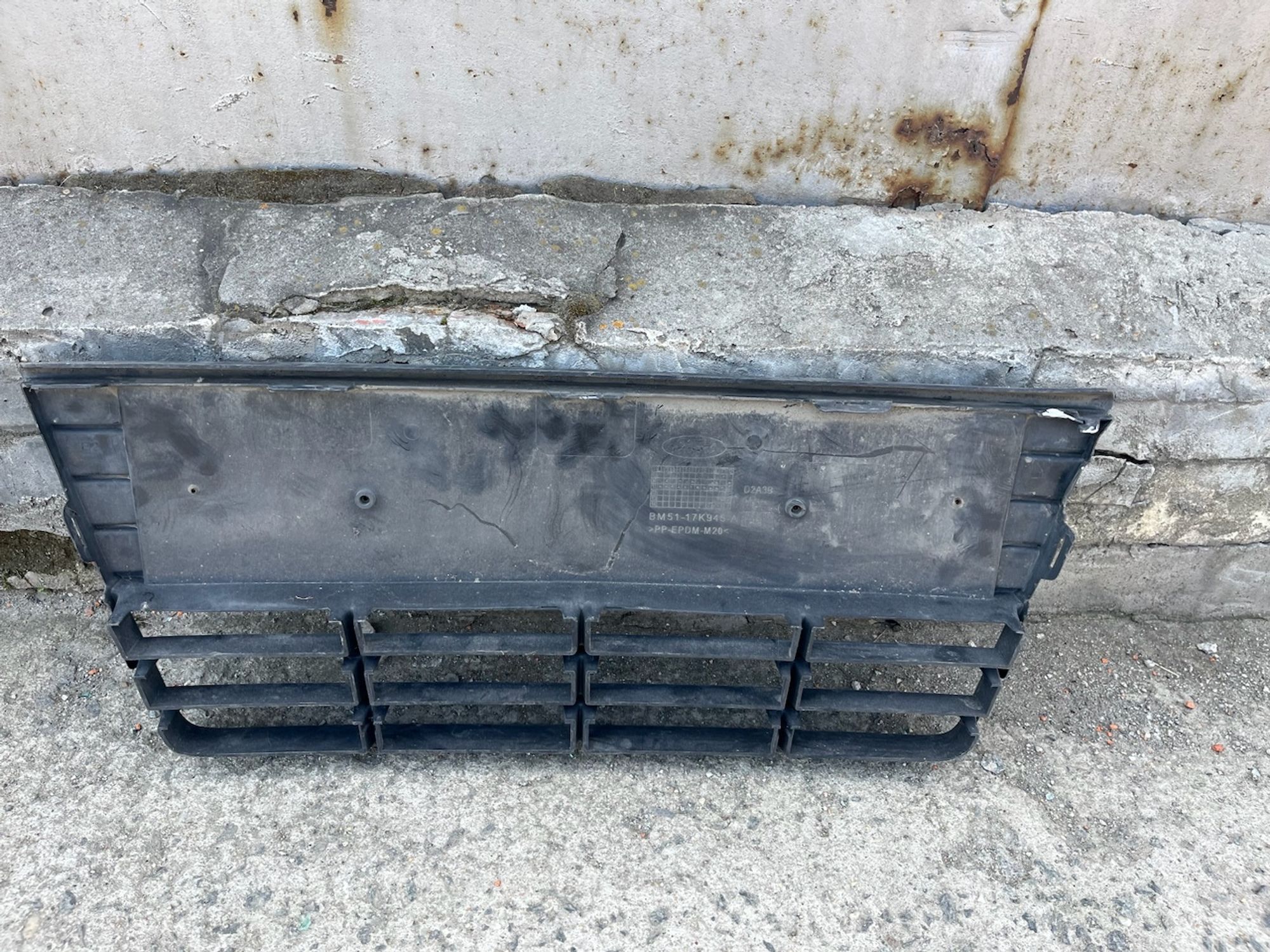https://gcs.partsauto.market/rn-stockpro.appspot.com/thmbs/userImages/74b999aff9da8d5a09f9ff26dc196135/part/1a1c0504-406f-458e-836c-1b0e51da0bf4_1747396711542.jpg