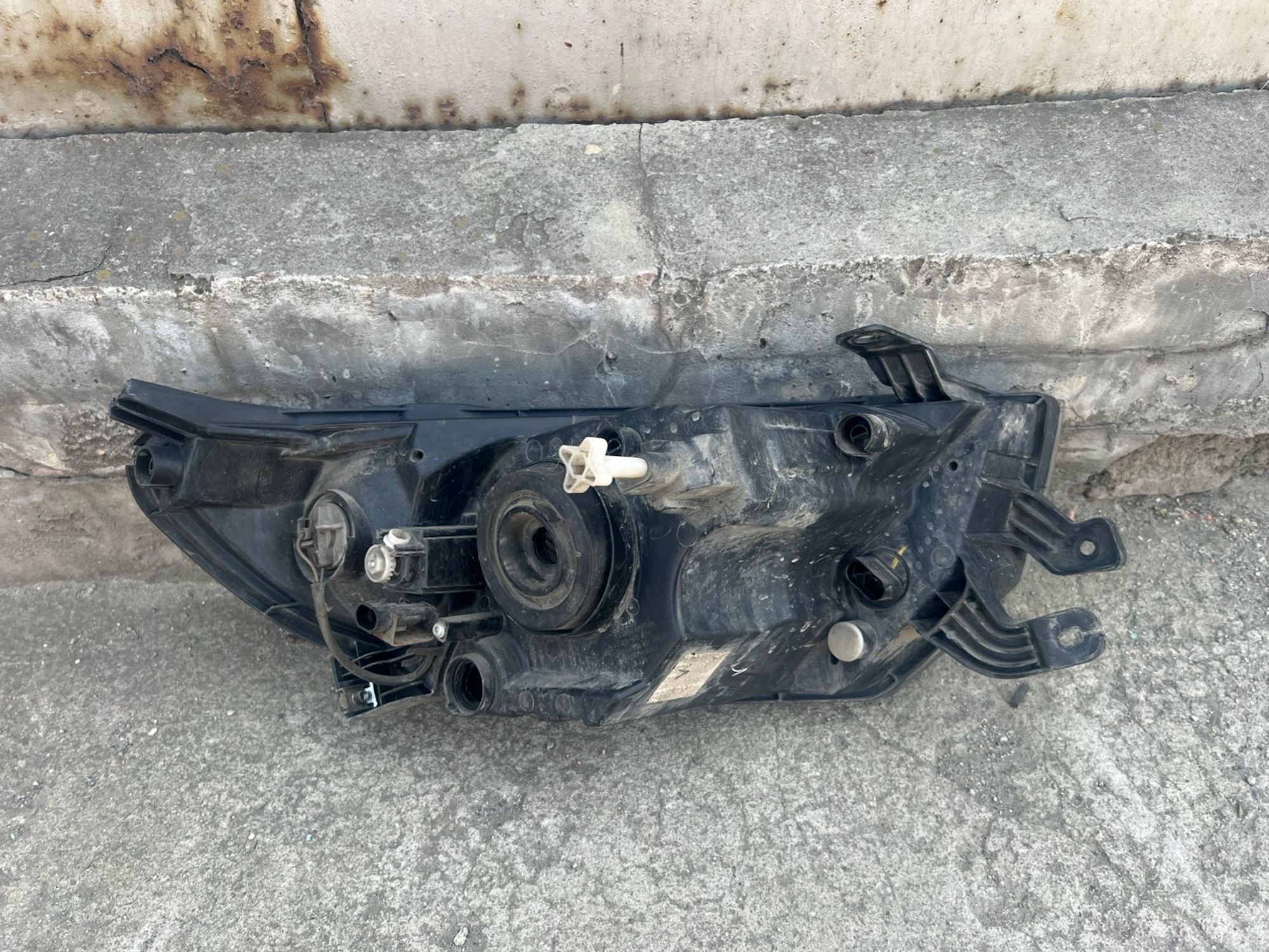 https://gcs.partsauto.market/rn-stockpro.appspot.com/thmbs/userImages/74b999aff9da8d5a09f9ff26dc196135/part/1b112677-c760-4e4d-a8fa-39315482705f_1750336120590.jpg
