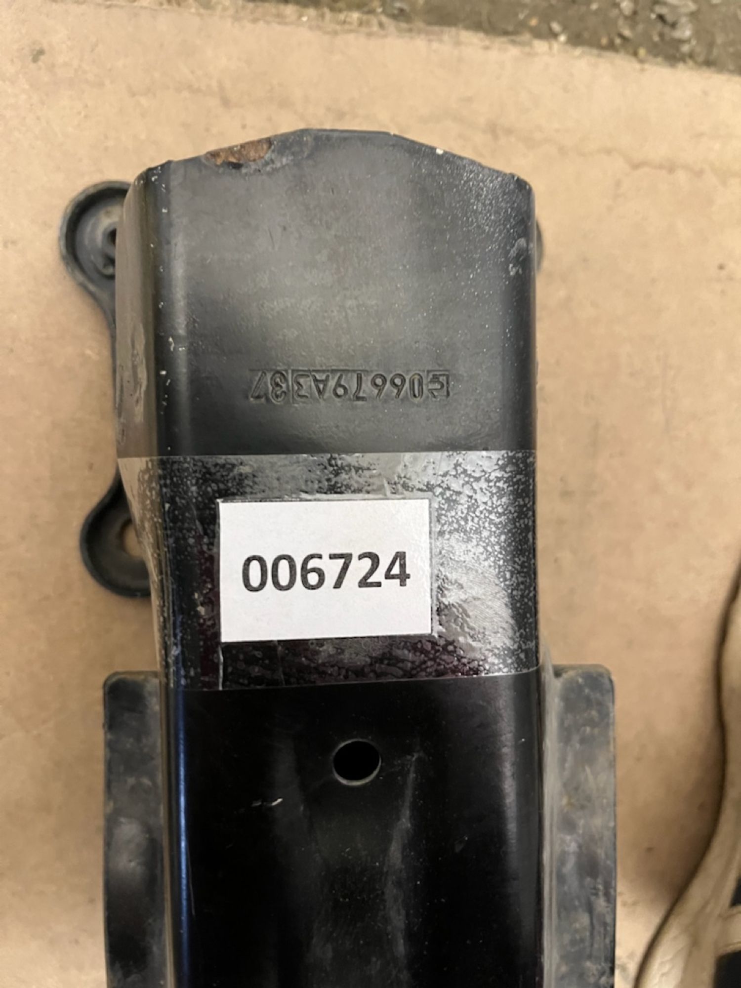 https://gcs.partsauto.market/rn-stockpro.appspot.com/thmbs/userImages/74b999aff9da8d5a09f9ff26dc196135/part/1cf07c75-4eaa-476a-8284-d1b14015c38f_1744807092886.jpg