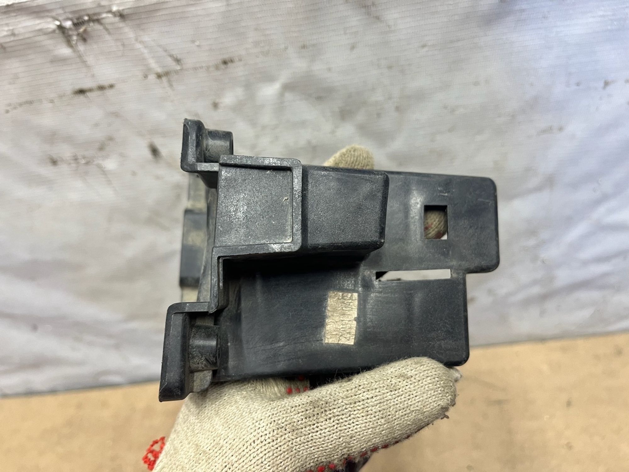 https://gcs.partsauto.market/rn-stockpro.appspot.com/thmbs/userImages/74b999aff9da8d5a09f9ff26dc196135/part/1ff77792-83e1-4aec-ba11-3683c87bb56e_1746187068476.jpg