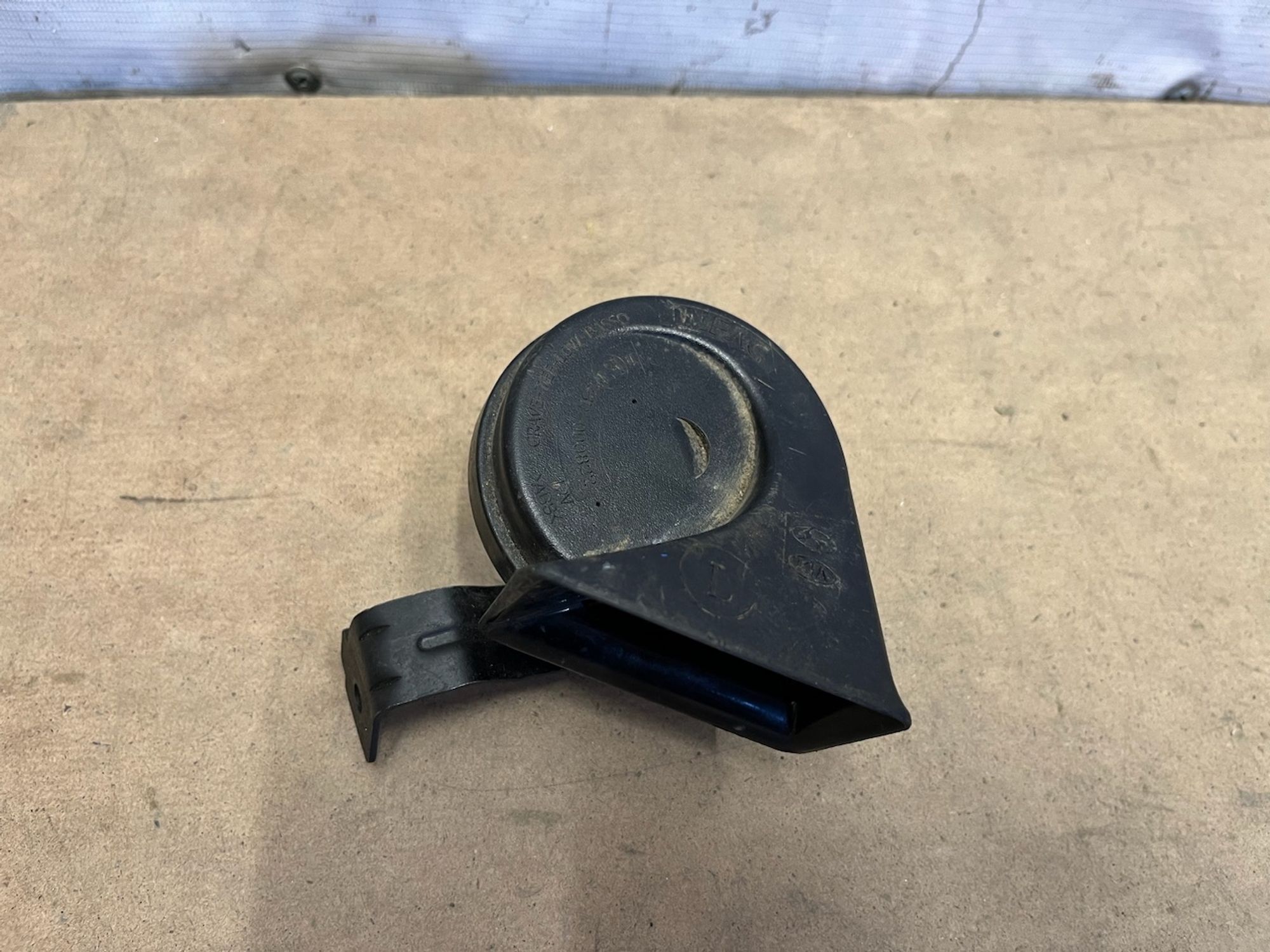 https://gcs.partsauto.market/rn-stockpro.appspot.com/thmbs/userImages/74b999aff9da8d5a09f9ff26dc196135/part/213ce87d-64a2-499e-b234-d349fd1c02ae_1750407526613.jpg