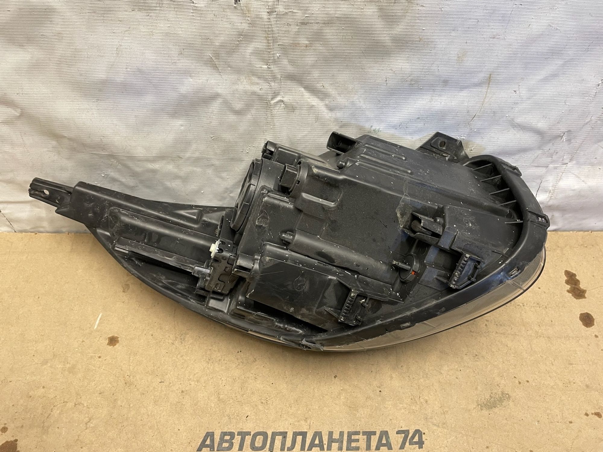 https://gcs.partsauto.market/rn-stockpro.appspot.com/thmbs/userImages/74b999aff9da8d5a09f9ff26dc196135/part/229aa1fe-dacc-423f-ad38-5e95f4dd5675_1740743344746.jpg