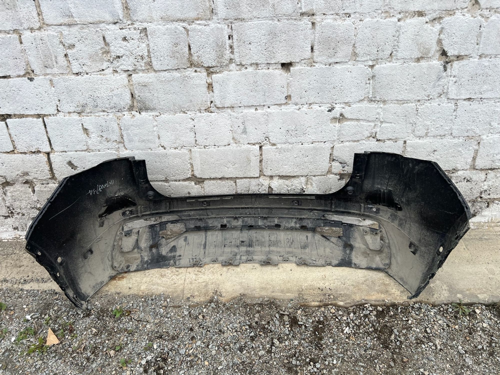 https://gcs.partsauto.market/rn-stockpro.appspot.com/thmbs/userImages/74b999aff9da8d5a09f9ff26dc196135/part/22ad59a6-59a4-4451-9aaa-ffc3d00ba05e_1744825319521.jpg