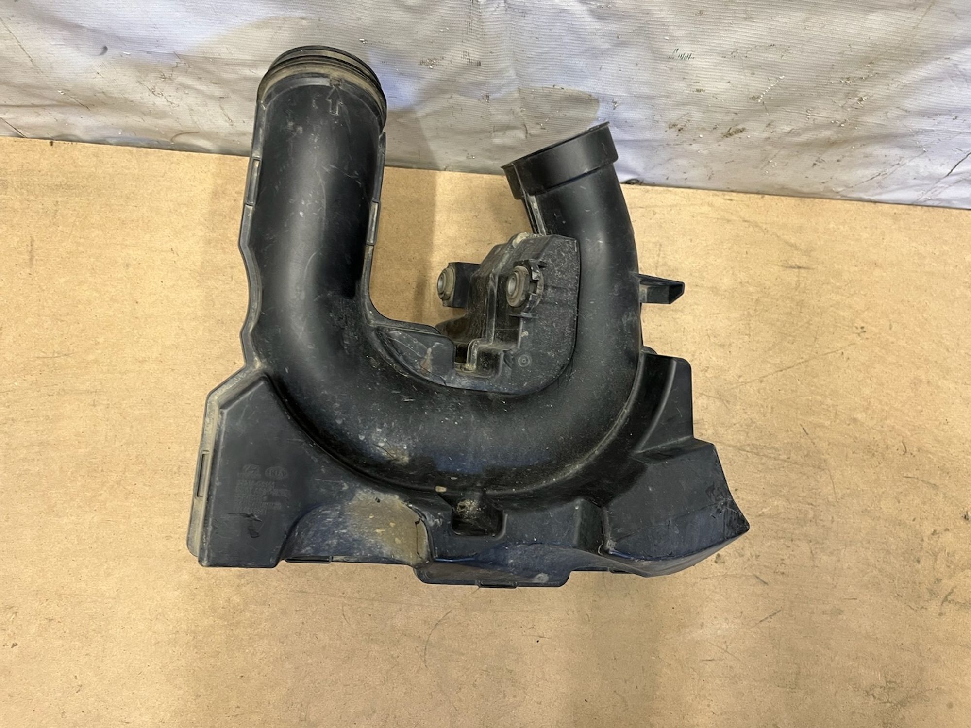 https://gcs.partsauto.market/rn-stockpro.appspot.com/thmbs/userImages/74b999aff9da8d5a09f9ff26dc196135/part/284e6b32-7367-4472-a373-3dde7f916b36_1748427637398.jpg