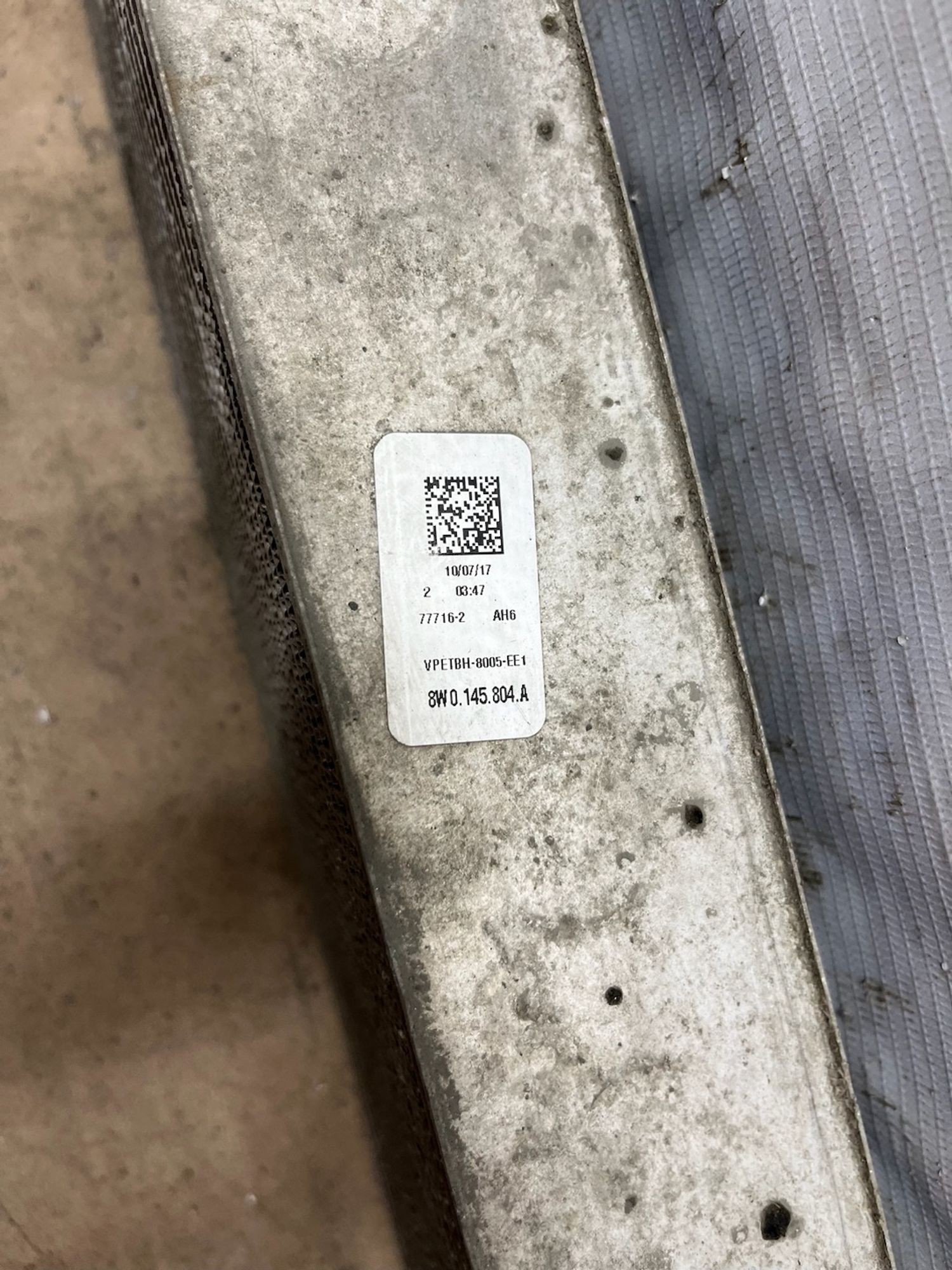 https://gcs.partsauto.market/rn-stockpro.appspot.com/thmbs/userImages/74b999aff9da8d5a09f9ff26dc196135/part/28750335-aa9f-42dc-bcdb-767939ce53cc_1747049545384.jpg