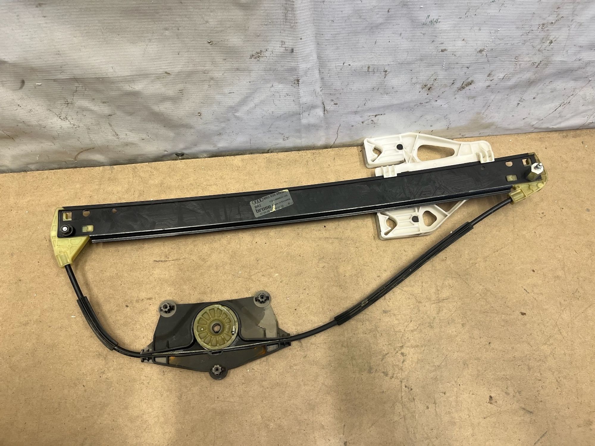 https://gcs.partsauto.market/rn-stockpro.appspot.com/thmbs/userImages/74b999aff9da8d5a09f9ff26dc196135/part/28ba2cd6-4f3d-42da-a457-12d220a315d8_1750314825206.jpg