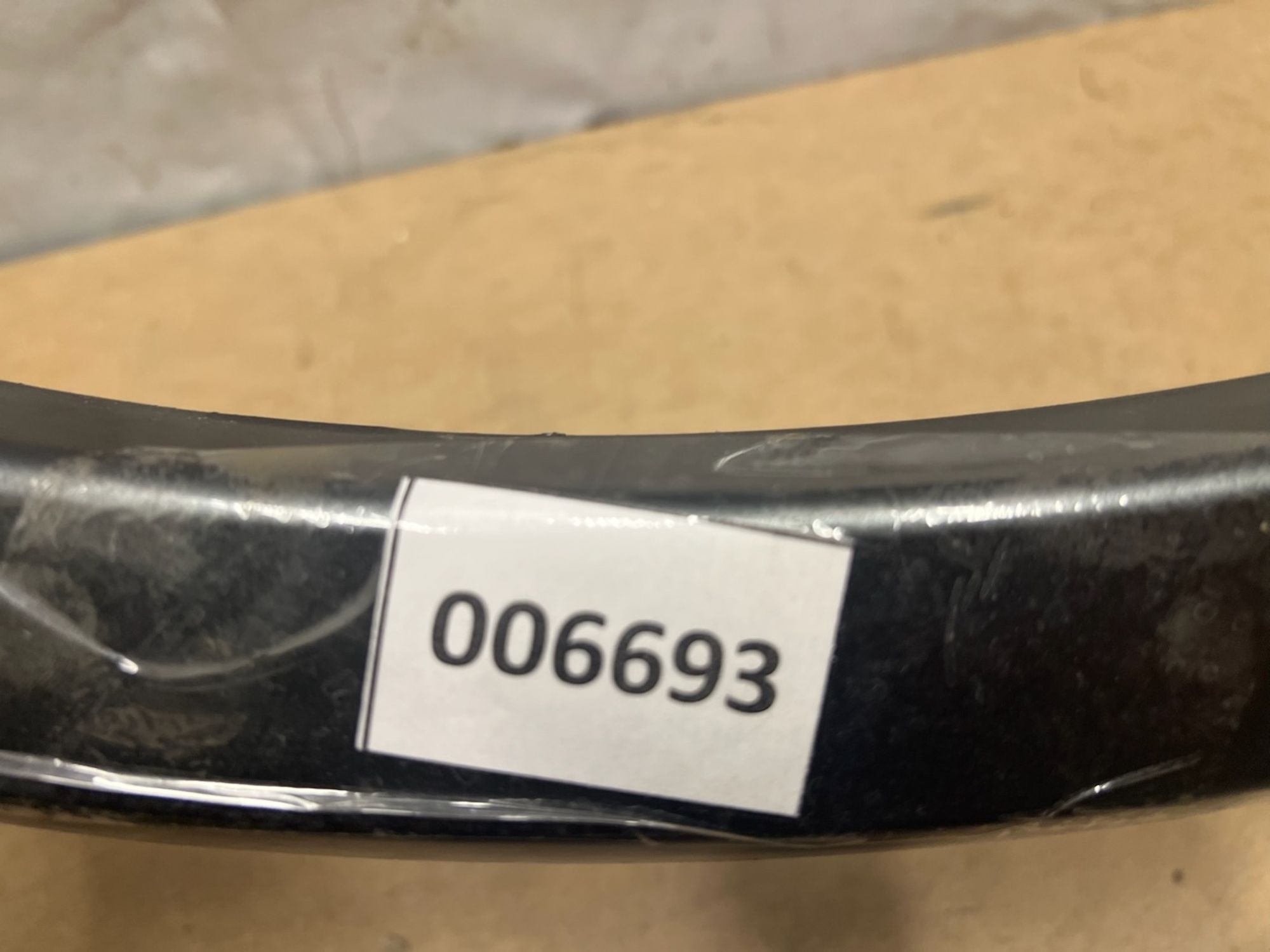 https://gcs.partsauto.market/rn-stockpro.appspot.com/thmbs/userImages/74b999aff9da8d5a09f9ff26dc196135/part/28da41af-49ac-433b-b3c1-b48585cee97f_1743789366853.jpg