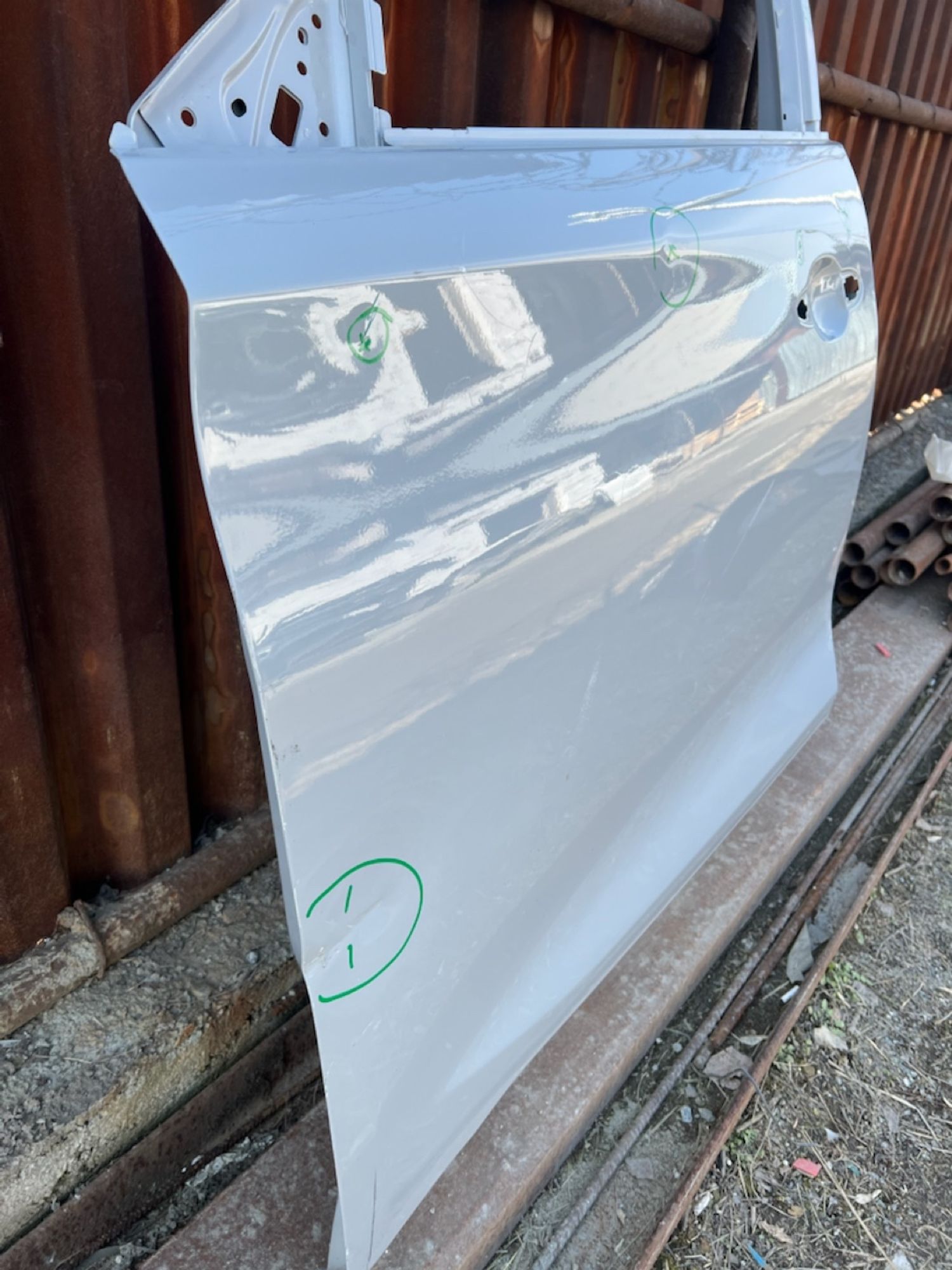 https://gcs.partsauto.market/rn-stockpro.appspot.com/thmbs/userImages/74b999aff9da8d5a09f9ff26dc196135/part/29241bac-5209-43c9-9d03-12fc3912cff2_1744044241841.jpg