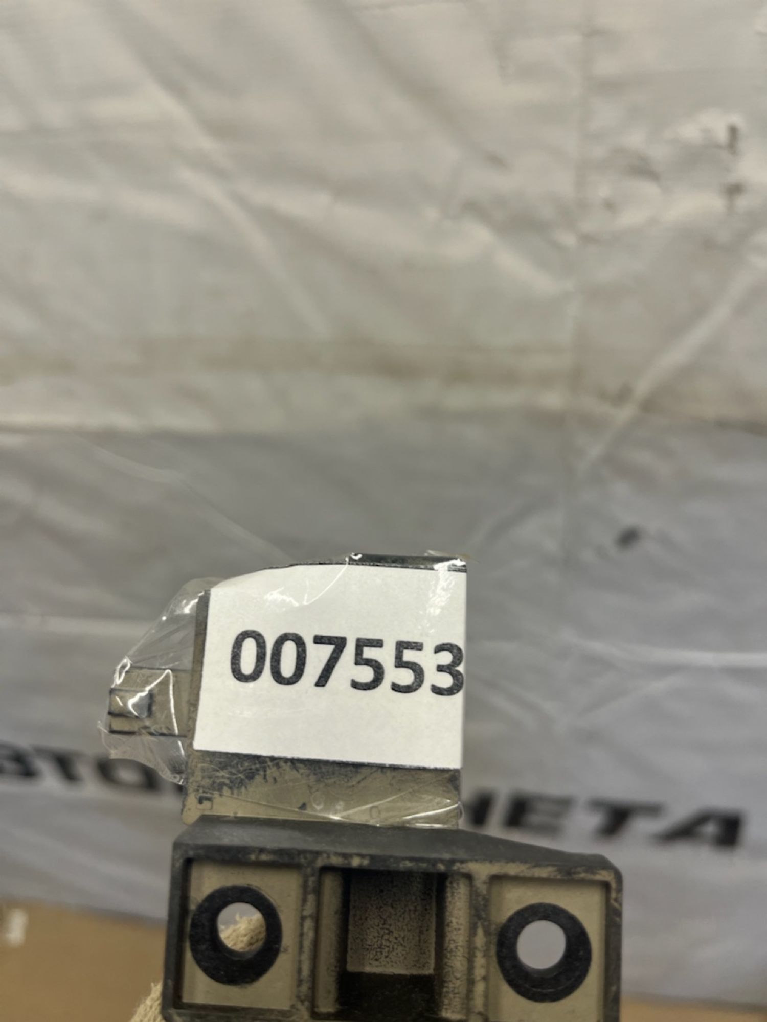 https://gcs.partsauto.market/rn-stockpro.appspot.com/thmbs/userImages/74b999aff9da8d5a09f9ff26dc196135/part/2b2e30ae-3ab3-493f-95ac-b03991b5efea_1750247451851.jpg
