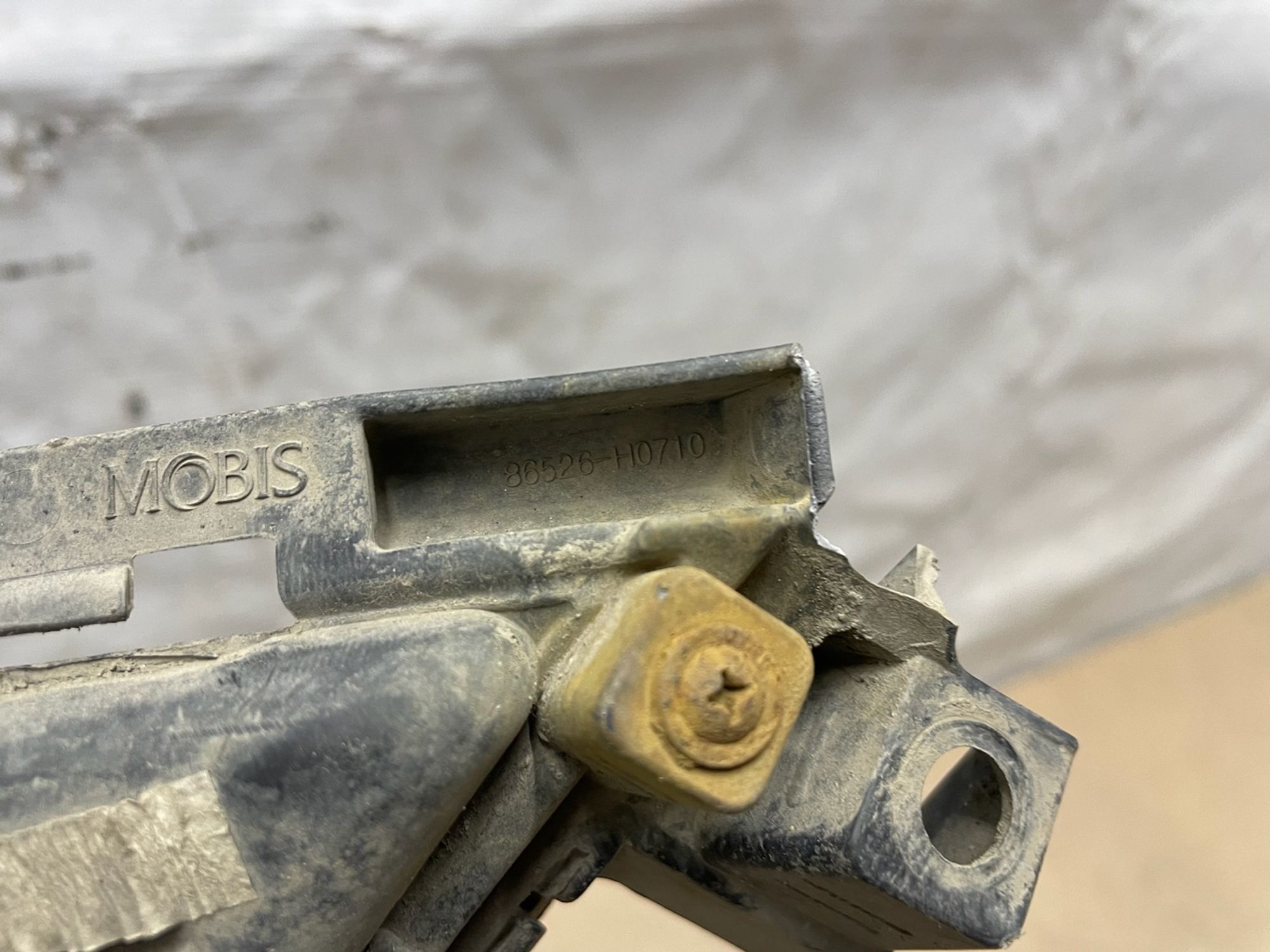 https://gcs.partsauto.market/rn-stockpro.appspot.com/thmbs/userImages/74b999aff9da8d5a09f9ff26dc196135/part/2ba1f5a9-bad6-494f-b0e5-5d9ac4fcf52f_1737629125196.jpg