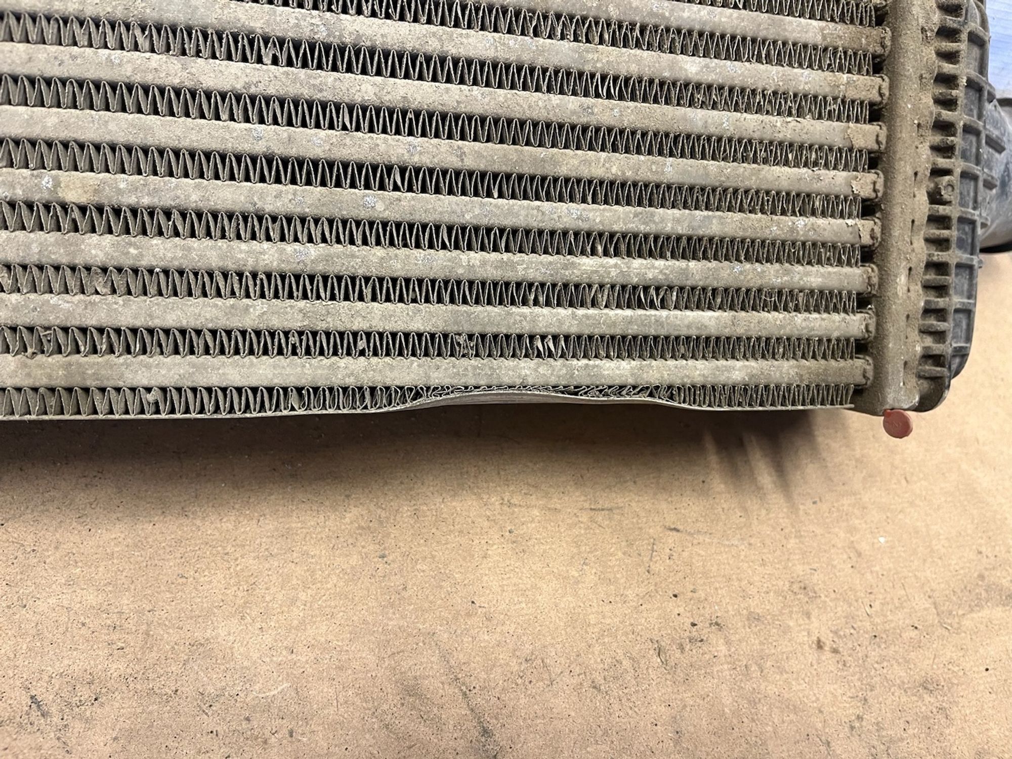 https://gcs.partsauto.market/rn-stockpro.appspot.com/thmbs/userImages/74b999aff9da8d5a09f9ff26dc196135/part/2d1c45de-9ff3-4260-ba4d-b3691154e865_1747049313180.jpg