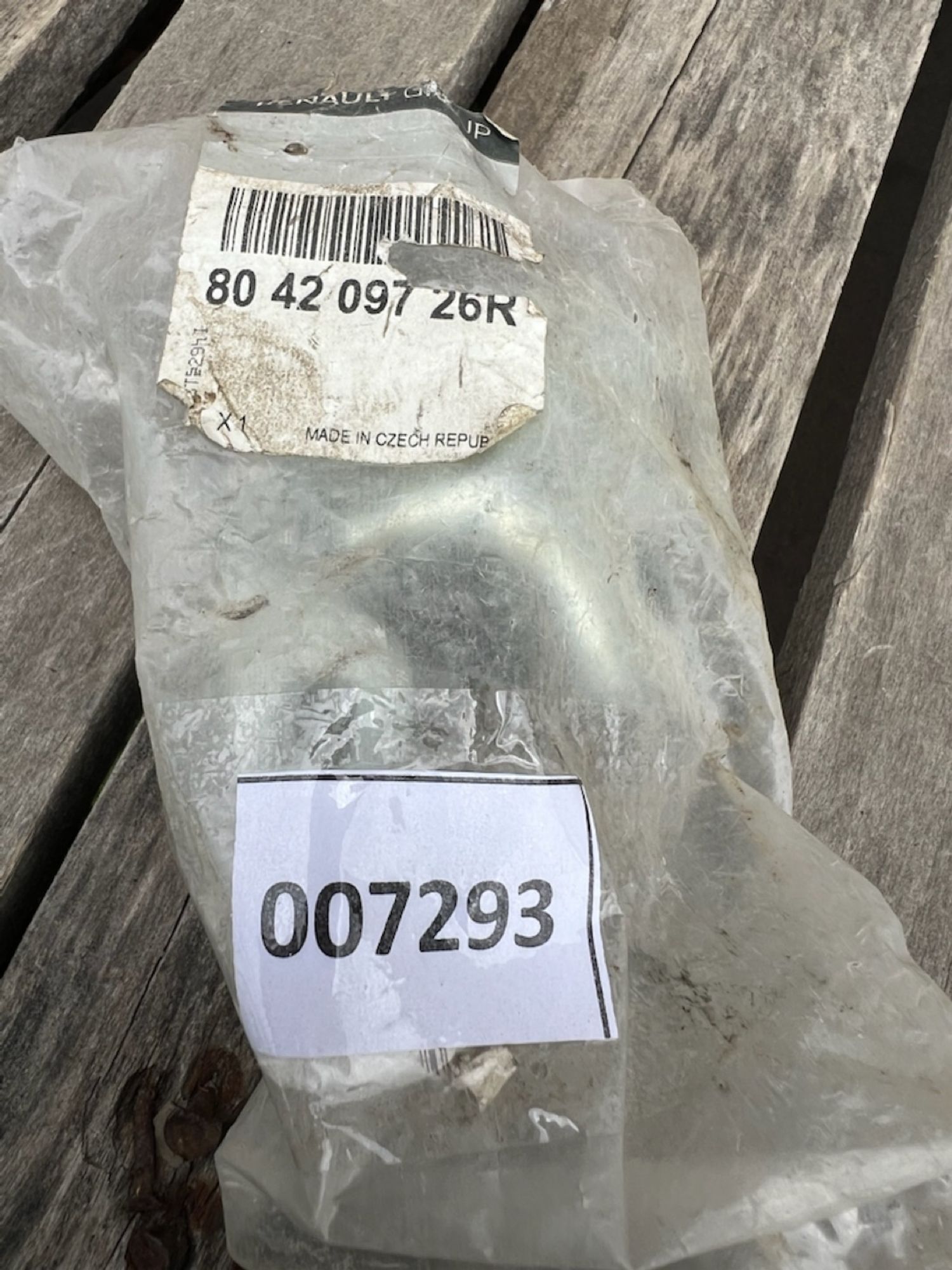 https://gcs.partsauto.market/rn-stockpro.appspot.com/thmbs/userImages/74b999aff9da8d5a09f9ff26dc196135/part/2e57f947-8718-47d9-b4fe-e2b2a4c6dc10_1747679648493.jpg