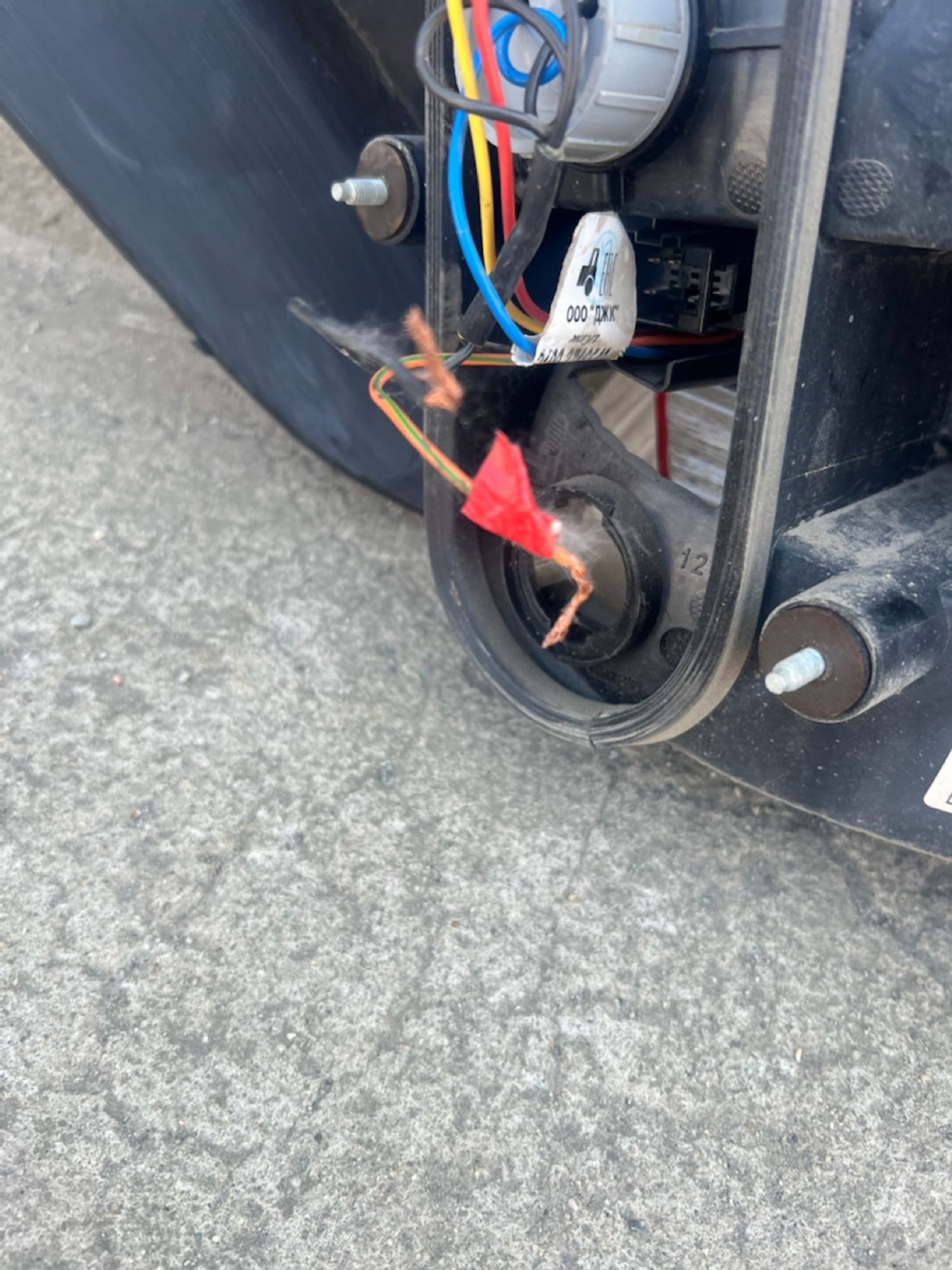 https://gcs.partsauto.market/rn-stockpro.appspot.com/thmbs/userImages/74b999aff9da8d5a09f9ff26dc196135/part/2f2a07ec-b418-4609-b17b-e577be1c716b_1750336033882.jpg