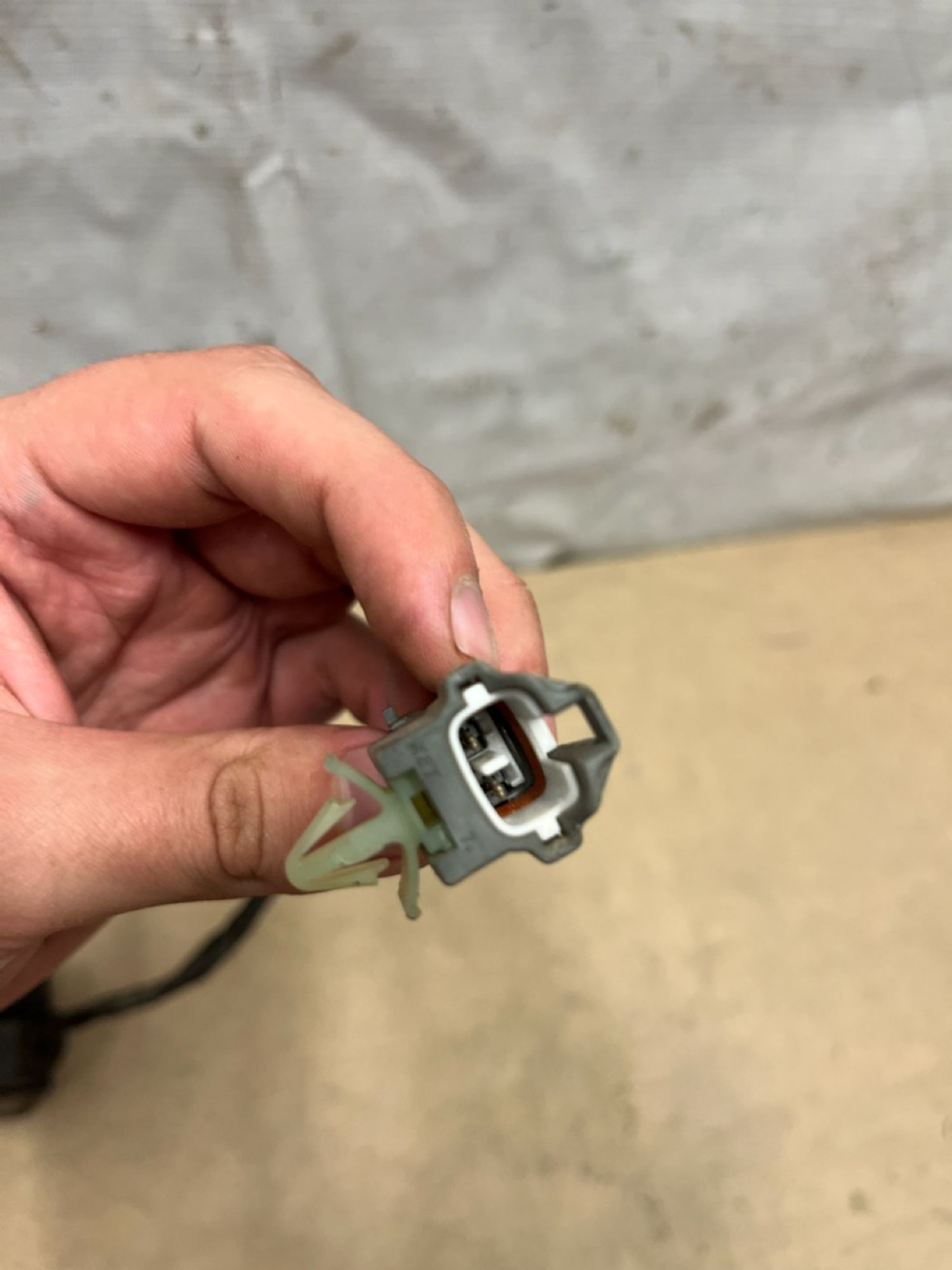 https://gcs.partsauto.market/rn-stockpro.appspot.com/thmbs/userImages/74b999aff9da8d5a09f9ff26dc196135/part/2ff9cc2b-05ee-4ed7-8c3e-15d3016dc7ab_1750336382849.jpg