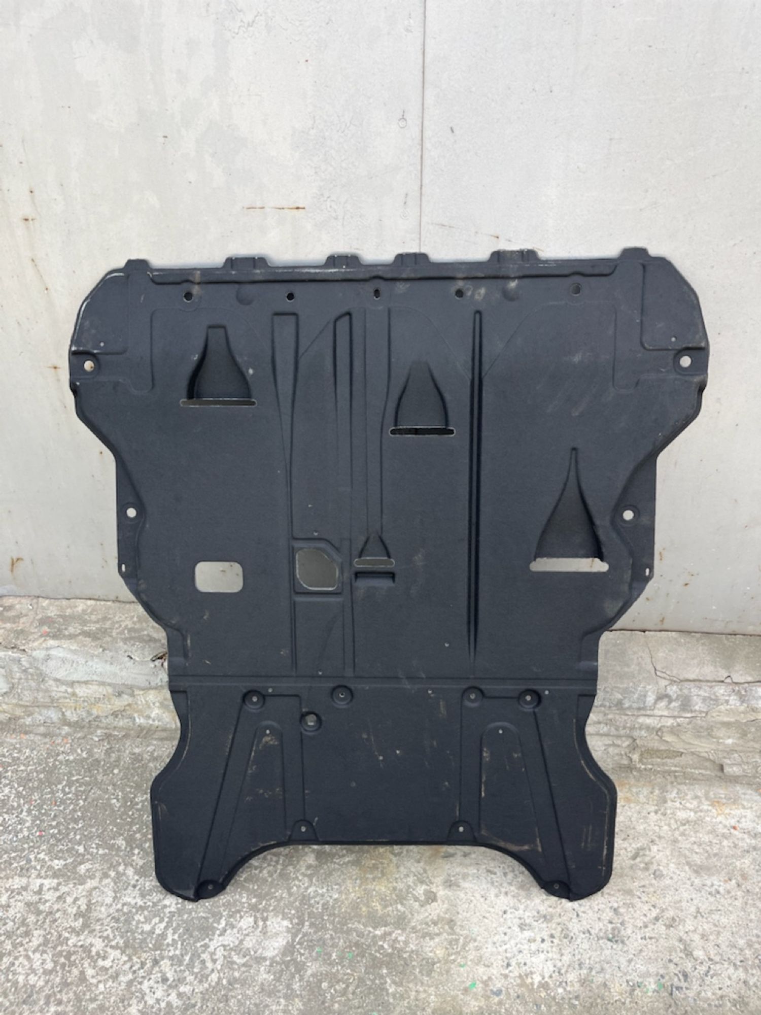 https://gcs.partsauto.market/rn-stockpro.appspot.com/thmbs/userImages/74b999aff9da8d5a09f9ff26dc196135/part/303f0460-9b59-4c83-9af6-eb4f8a60b230_1747997724858.jpg