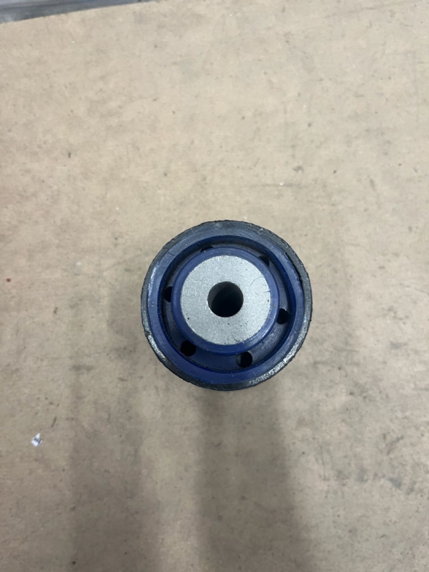 https://gcs.partsauto.market/rn-stockpro.appspot.com/thmbs/userImages/74b999aff9da8d5a09f9ff26dc196135/part/318c4e27-3fda-433e-8006-668ae84ab6ce_1750423515315.jpg