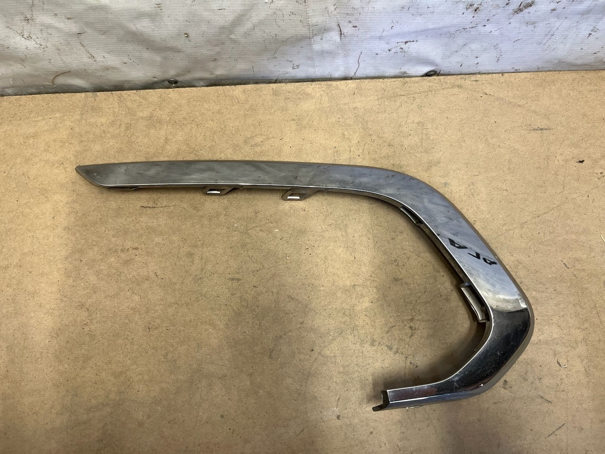 https://gcs.partsauto.market/rn-stockpro.appspot.com/thmbs/userImages/74b999aff9da8d5a09f9ff26dc196135/part/31ad82cc-8cb3-4509-8185-80731aa51a1c_1750325213983.jpg