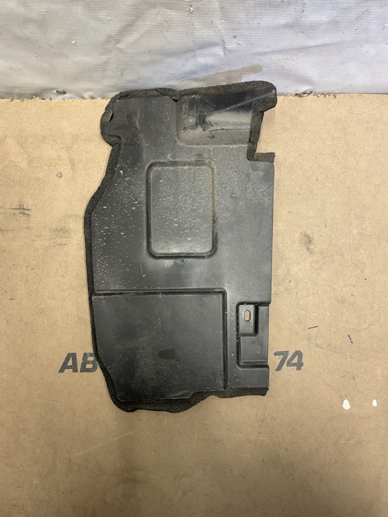 https://gcs.partsauto.market/rn-stockpro.appspot.com/thmbs/userImages/74b999aff9da8d5a09f9ff26dc196135/part/31c8a492-f1cd-433d-96f2-9c82e2a8694e_1740482766862.jpg