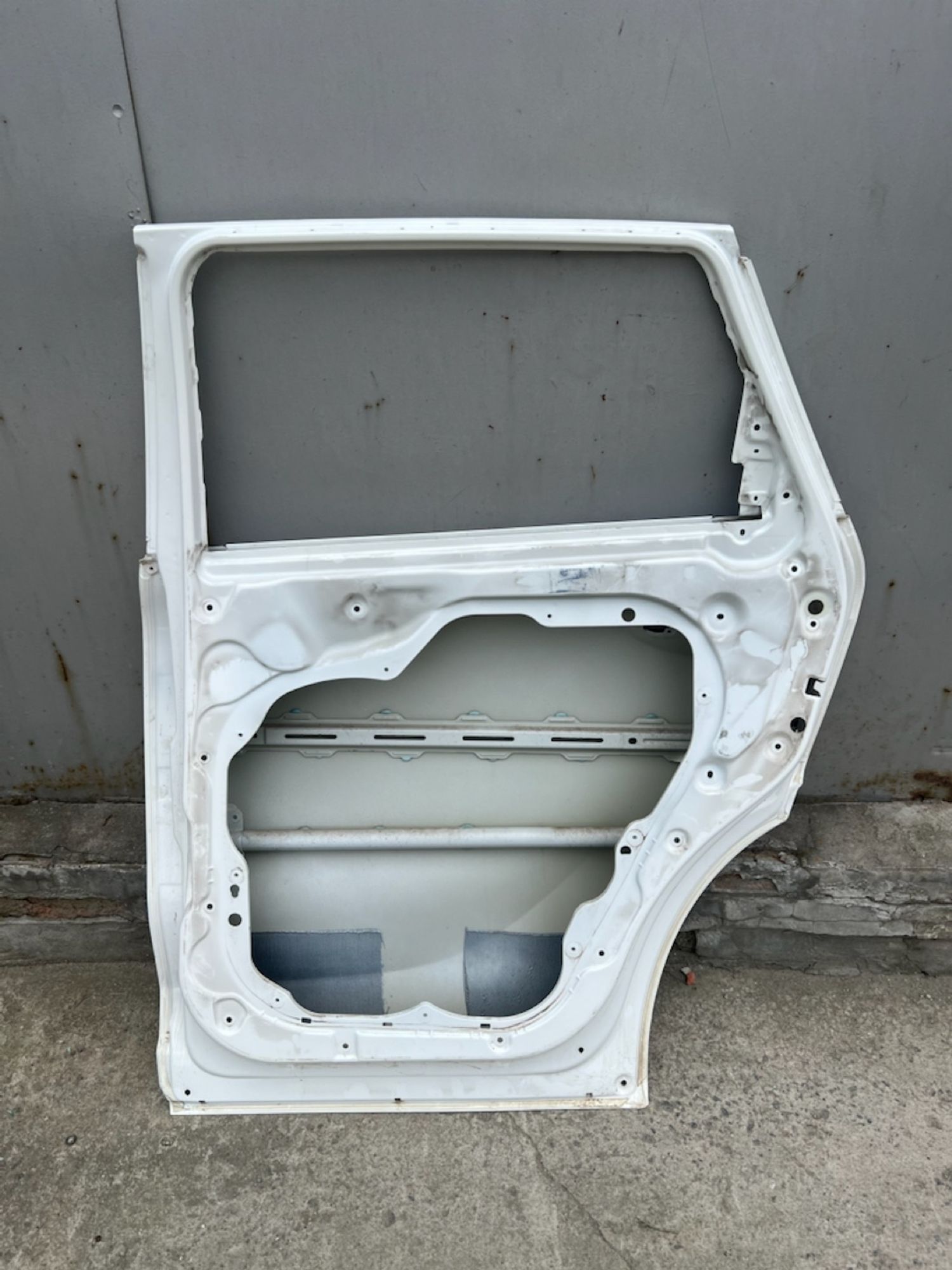 https://gcs.partsauto.market/rn-stockpro.appspot.com/thmbs/userImages/74b999aff9da8d5a09f9ff26dc196135/part/35058fe0-ba0a-46c1-9e45-a053e62ba07b_1747672152731.jpg