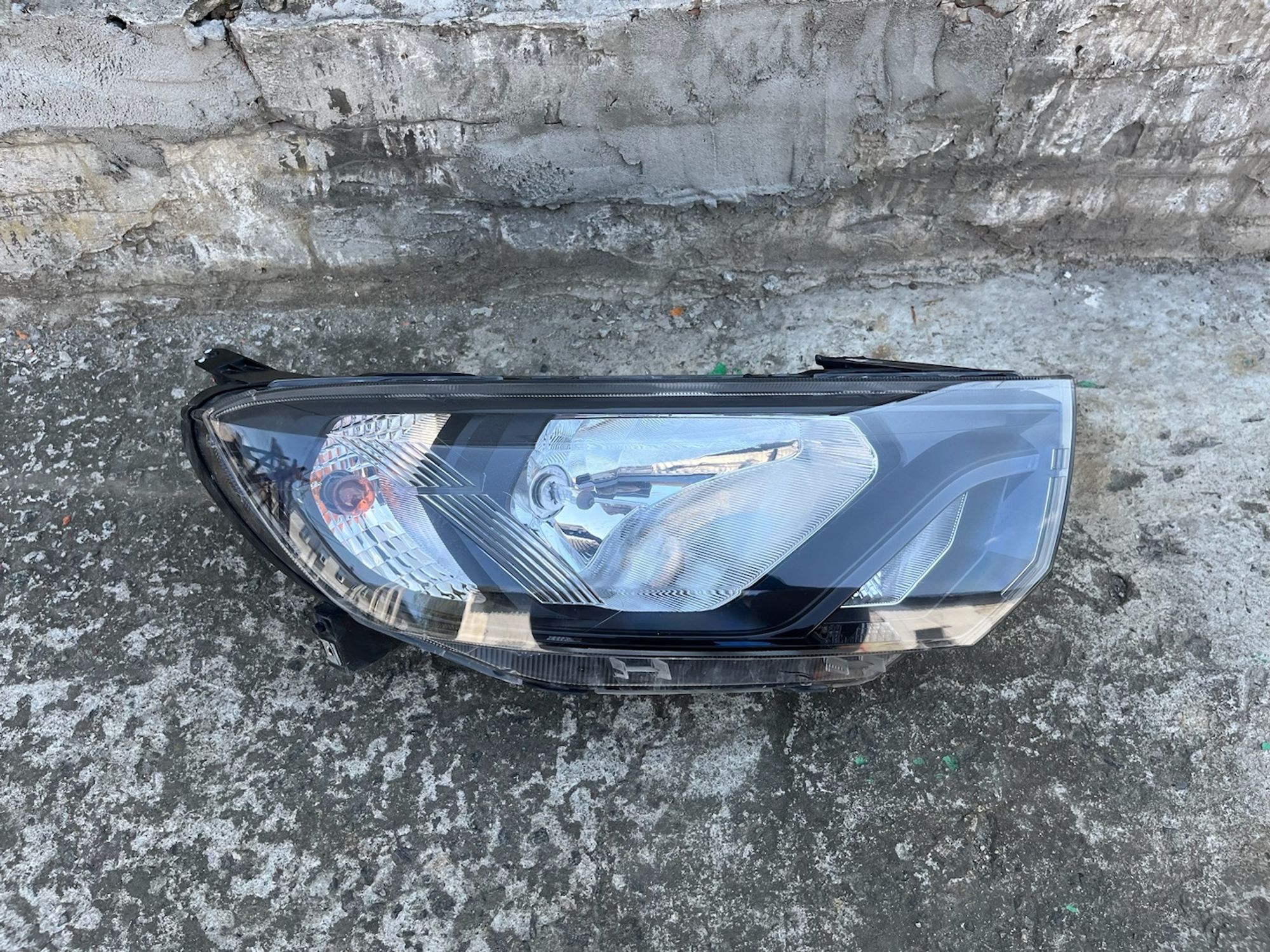 https://gcs.partsauto.market/rn-stockpro.appspot.com/thmbs/userImages/74b999aff9da8d5a09f9ff26dc196135/part/368bb22e-5dc0-497b-90fb-bc6d99cb3af0_1749205285441.jpg