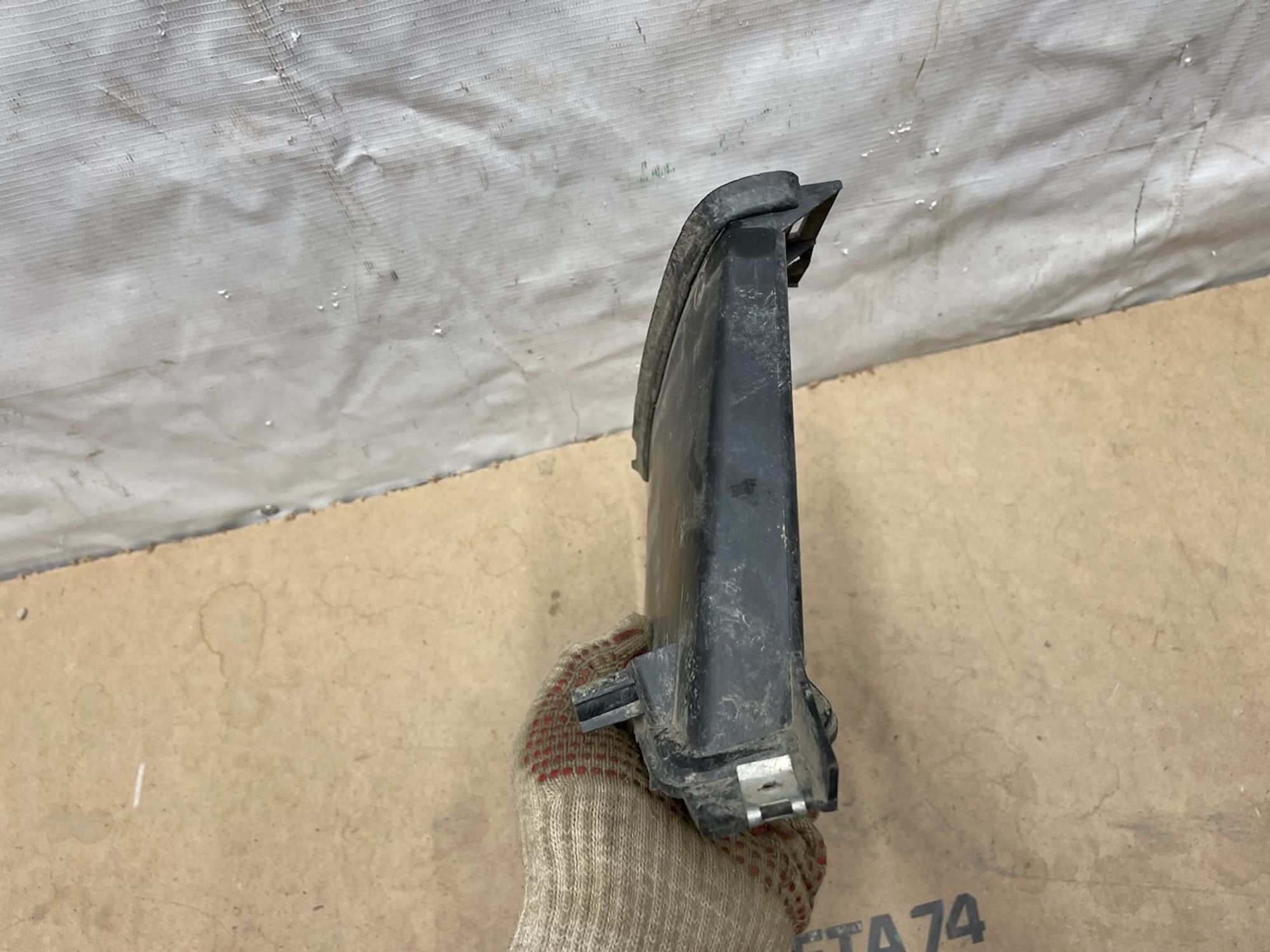https://gcs.partsauto.market/rn-stockpro.appspot.com/thmbs/userImages/74b999aff9da8d5a09f9ff26dc196135/part/36fd440a-ff09-4e22-9bbb-a98657554f60_1738655086734.jpg