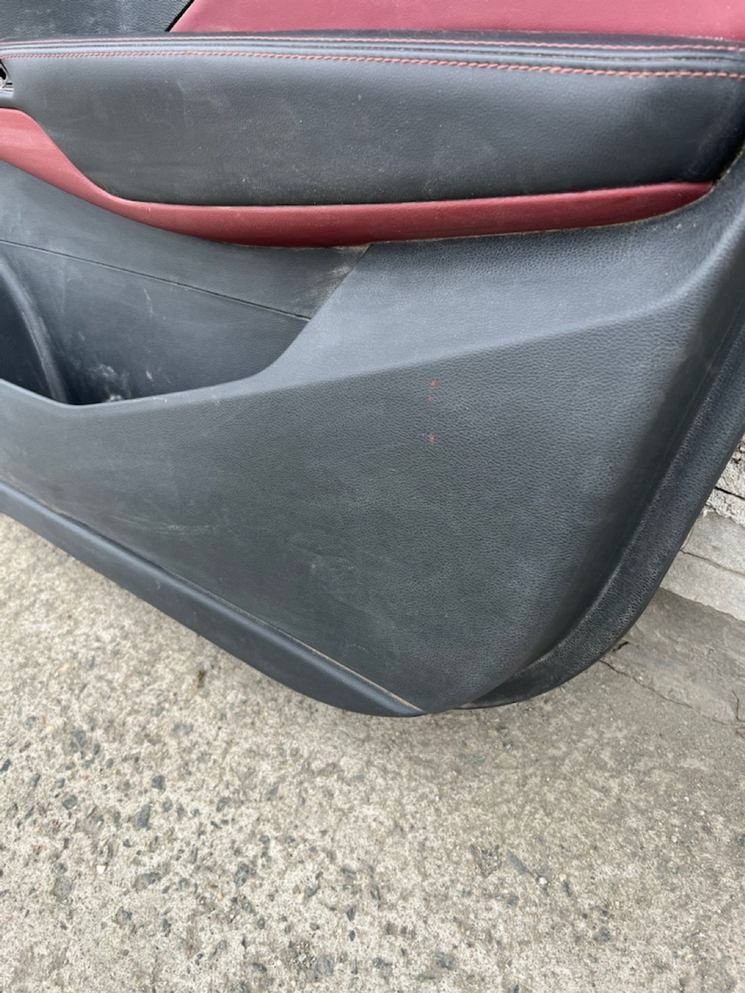 https://gcs.partsauto.market/rn-stockpro.appspot.com/thmbs/userImages/74b999aff9da8d5a09f9ff26dc196135/part/39c9e5f7-8998-4017-951b-d5b10616f726_1746726658353.jpg