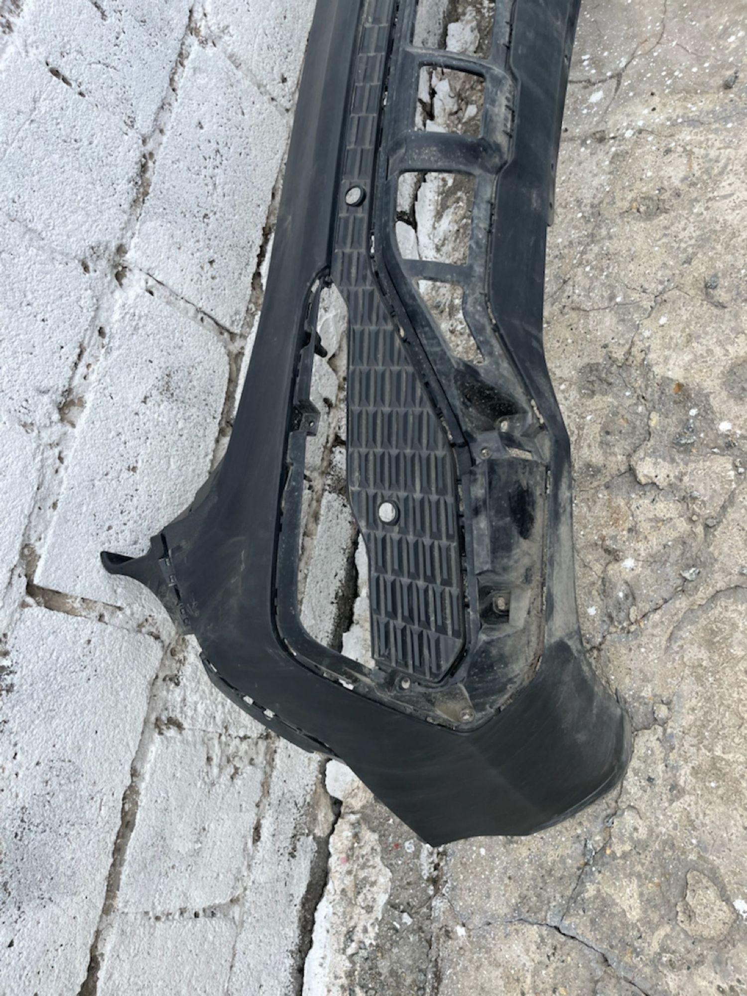 https://gcs.partsauto.market/rn-stockpro.appspot.com/thmbs/userImages/74b999aff9da8d5a09f9ff26dc196135/part/3a13dd86-9a9c-4b00-a030-d073794e90c3_1745312364715.jpg