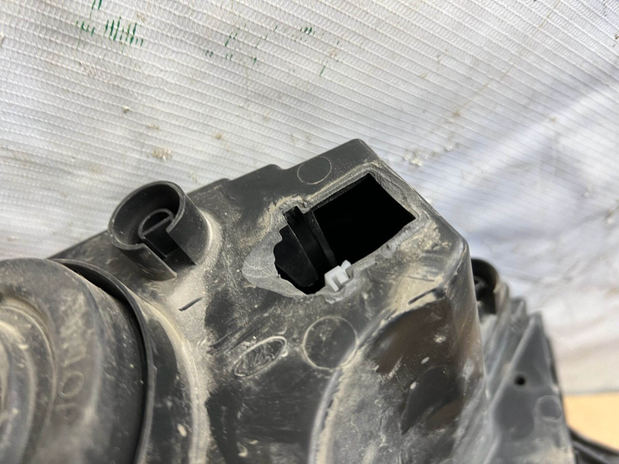 https://gcs.partsauto.market/rn-stockpro.appspot.com/thmbs/userImages/74b999aff9da8d5a09f9ff26dc196135/part/3e8c8f29-223e-4cf8-b332-e361c326a6fb_1744306135557.jpg