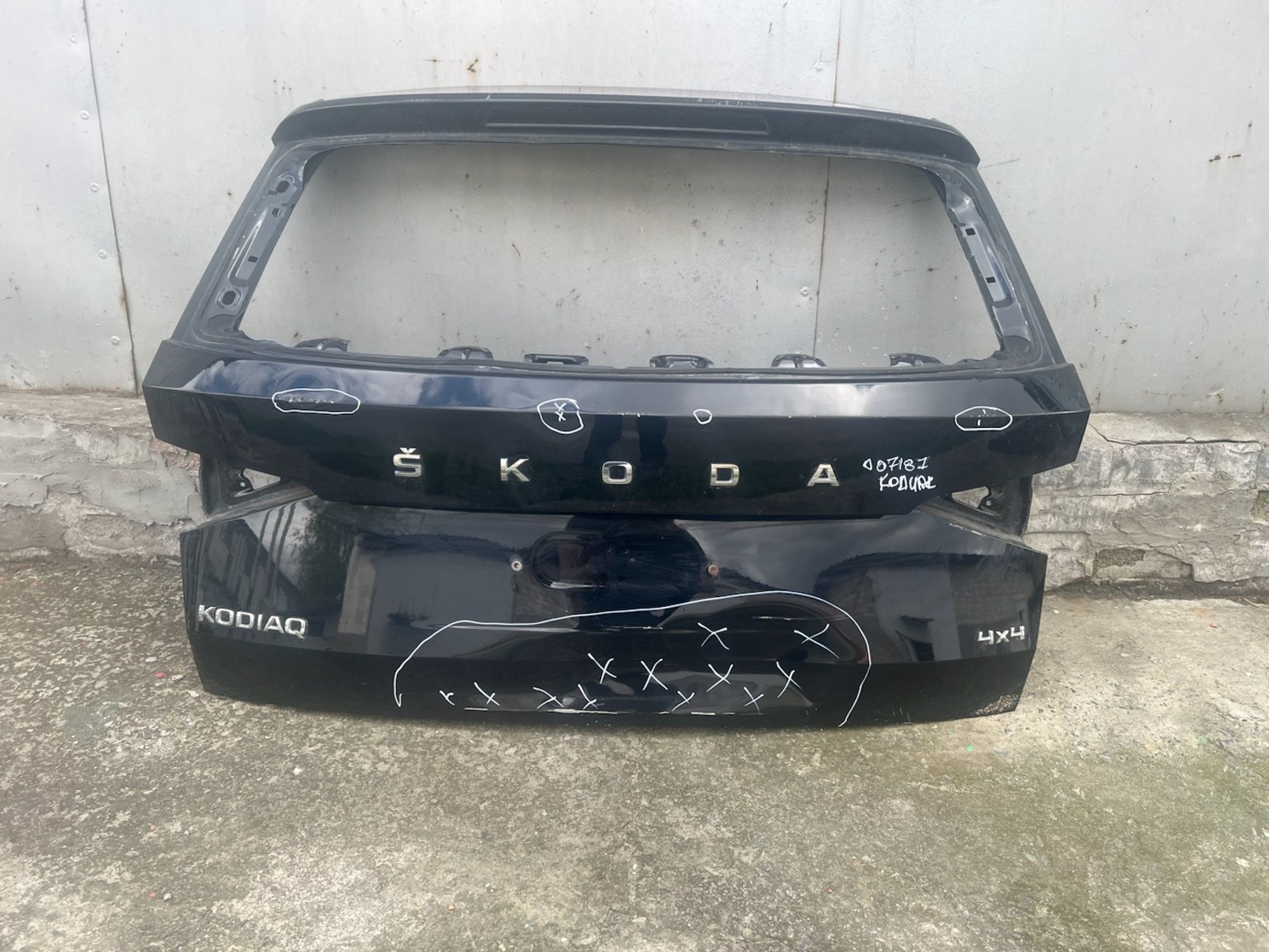 https://gcs.partsauto.market/rn-stockpro.appspot.com/thmbs/userImages/74b999aff9da8d5a09f9ff26dc196135/part/3f956a2b-116c-4305-855f-08d162aebb9e_1747536342526.jpg