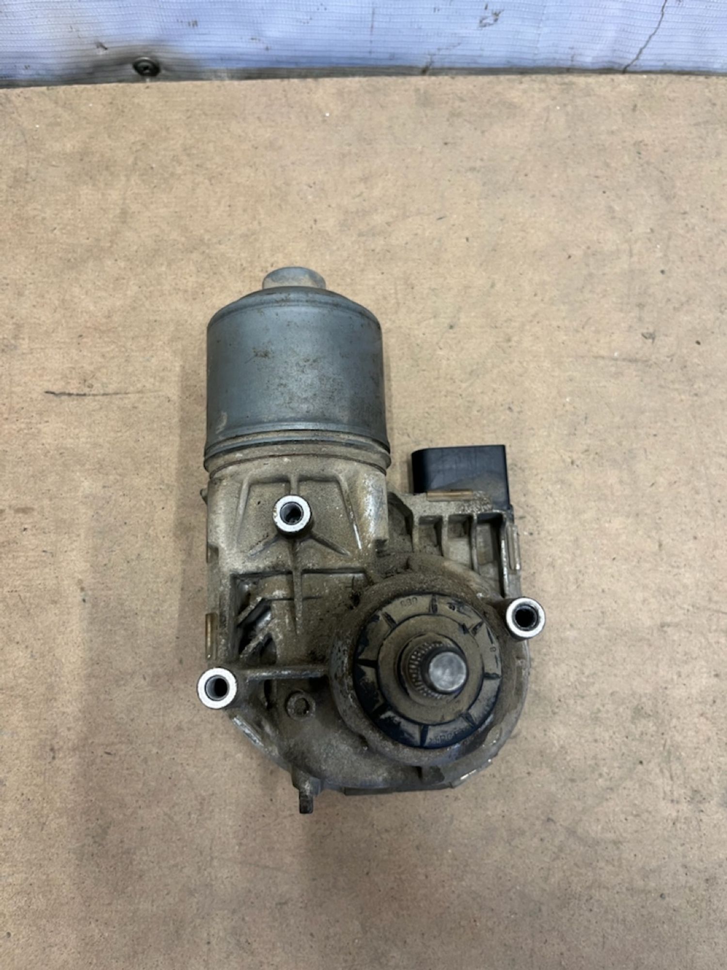 https://gcs.partsauto.market/rn-stockpro.appspot.com/thmbs/userImages/74b999aff9da8d5a09f9ff26dc196135/part/4178541b-61fa-477e-9c22-5d42a4119470_1750406630155.jpg