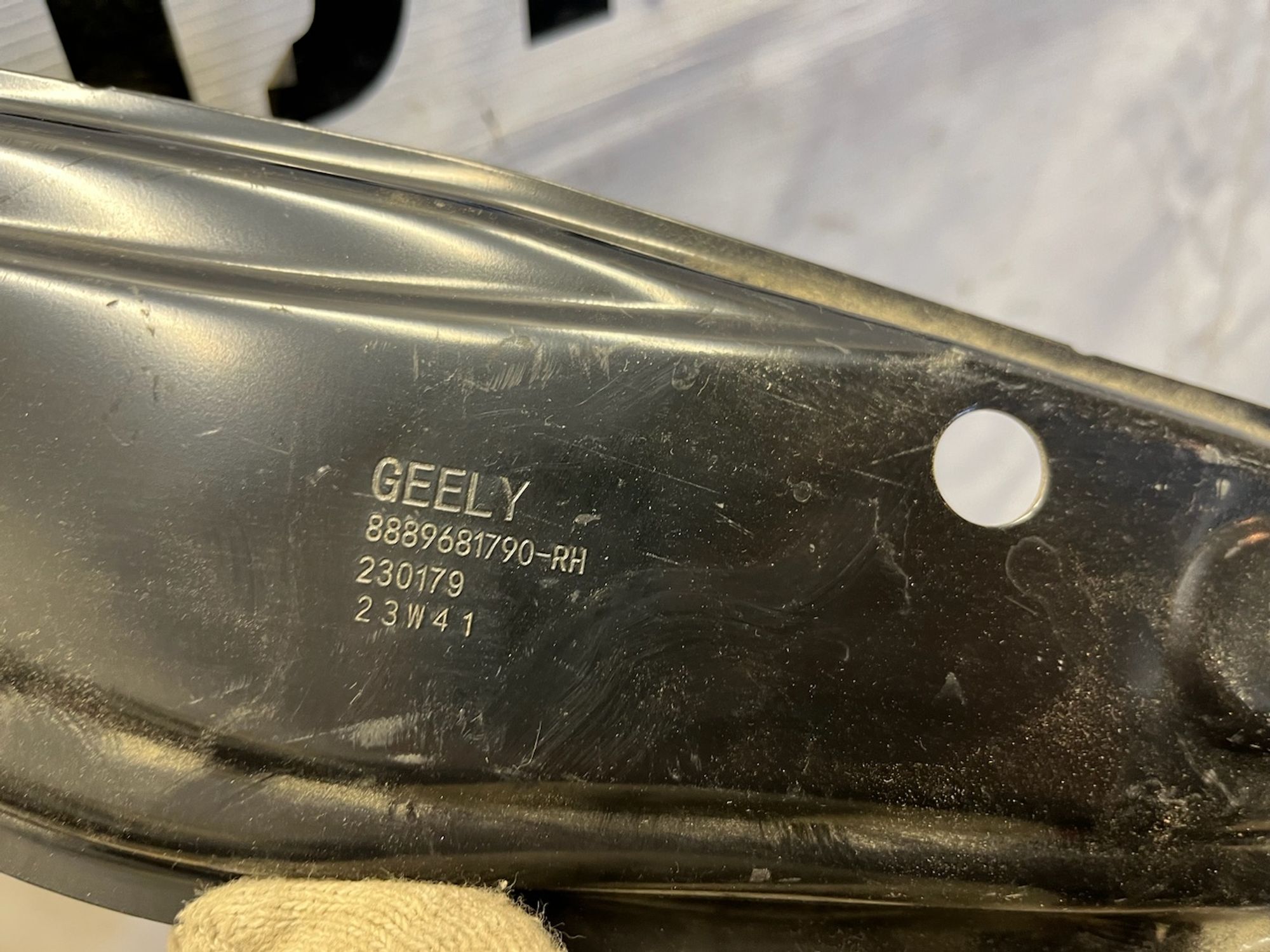 https://gcs.partsauto.market/rn-stockpro.appspot.com/thmbs/userImages/74b999aff9da8d5a09f9ff26dc196135/part/4237c70d-108d-4a2f-a663-3fa0b4f94459_1748419683623.jpg