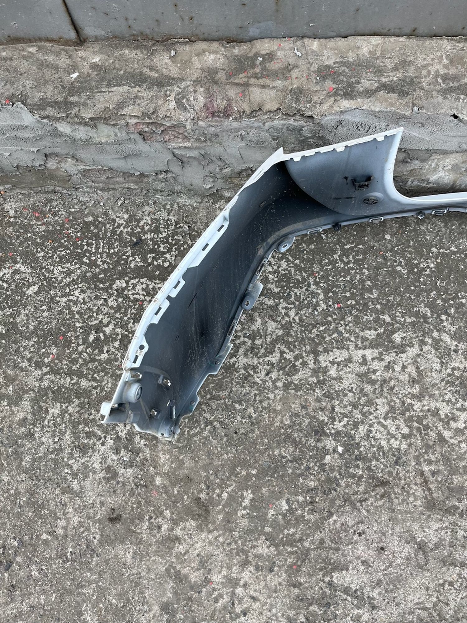 https://gcs.partsauto.market/rn-stockpro.appspot.com/thmbs/userImages/74b999aff9da8d5a09f9ff26dc196135/part/444bb29e-862f-4fa4-b002-9938b262e921_1749210614953.jpg